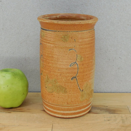 BSP Barking Spider Pottery NC Earthtone Tan Utensil Holder Vase