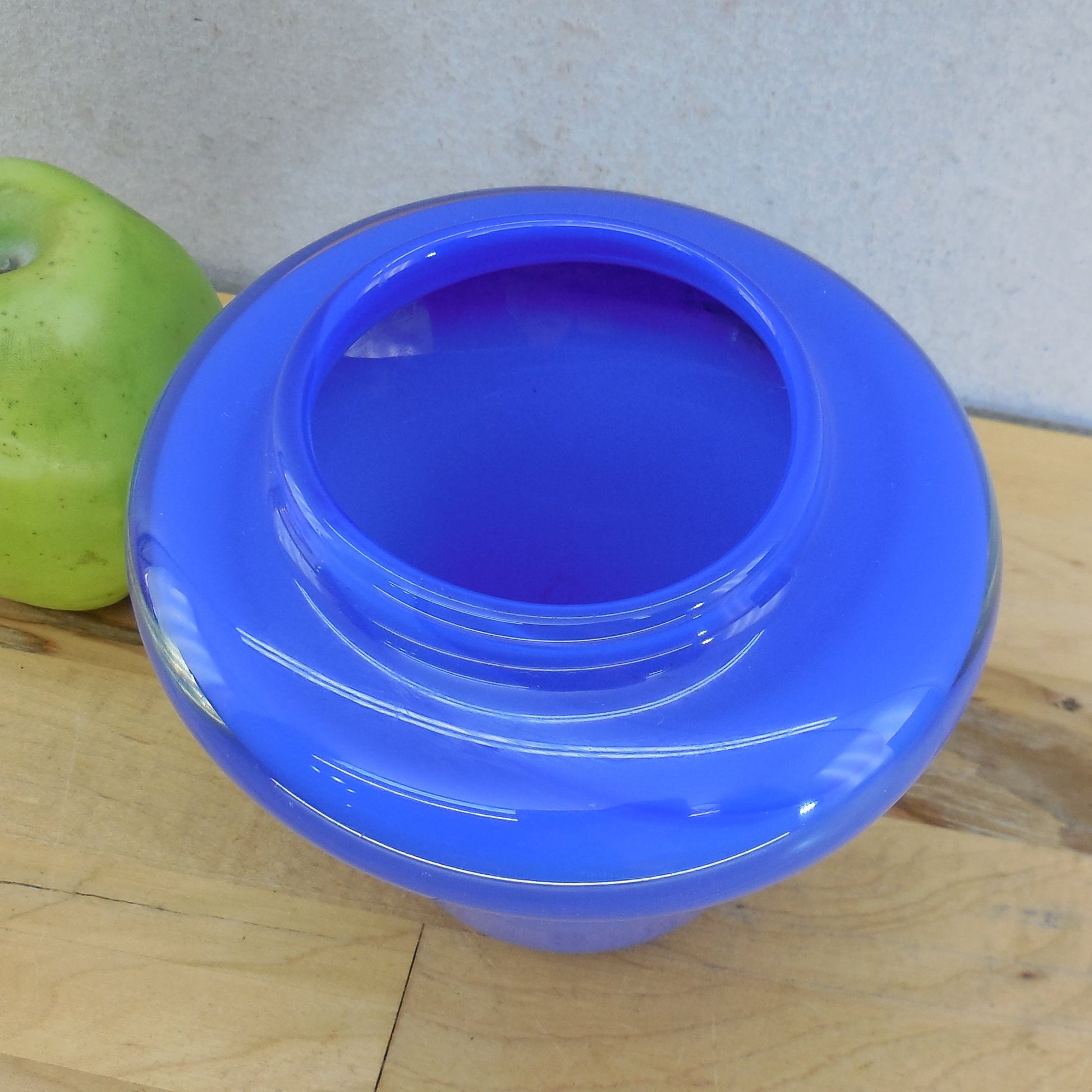 Serge Lashutka 1990 Blown Blue Art Glass Vase 4.75" California Vintage