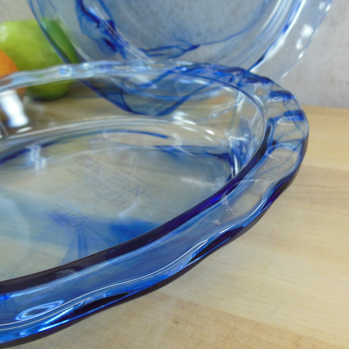 Pyrex USA Glass Pair Swirl Blue Lagoon Pie Plate Dishes 9.5" EUC