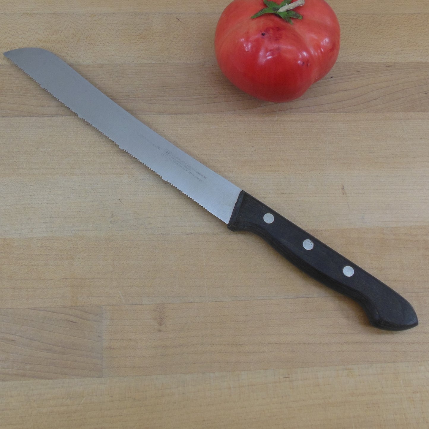 J.A. Henckels Germany Super Fection Line Serrated Bread Slicing Knife 32721-200