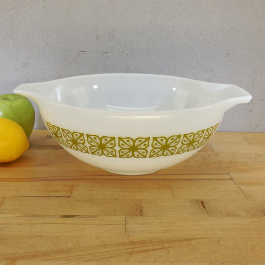 Pyrex Glass USA Verde Autumn Floral 4 Qt. Cinderella Mixing Bowl 444