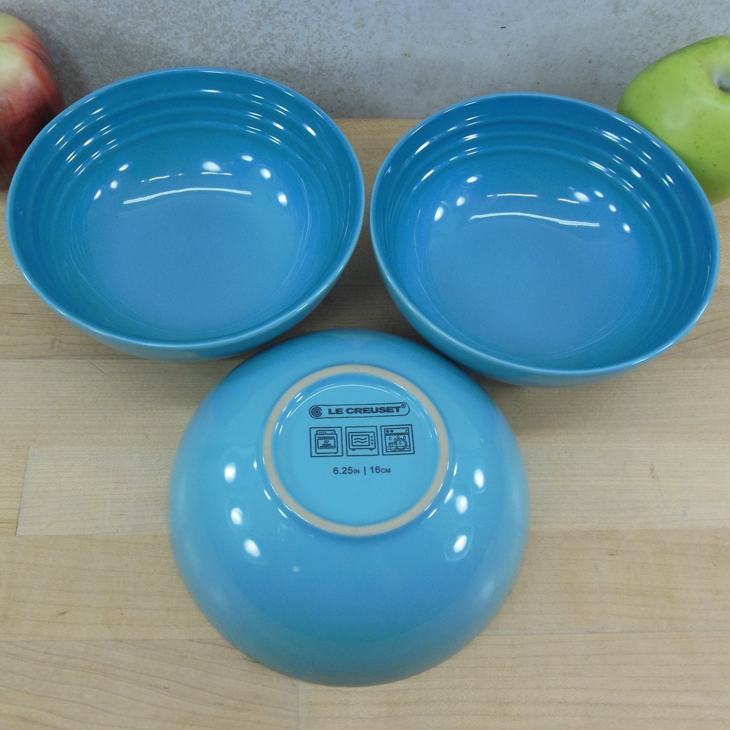 Le Creuset Stoneware Caribbean Blue Teal - 3 Cereal Bowls 6.25" aqua turquoise