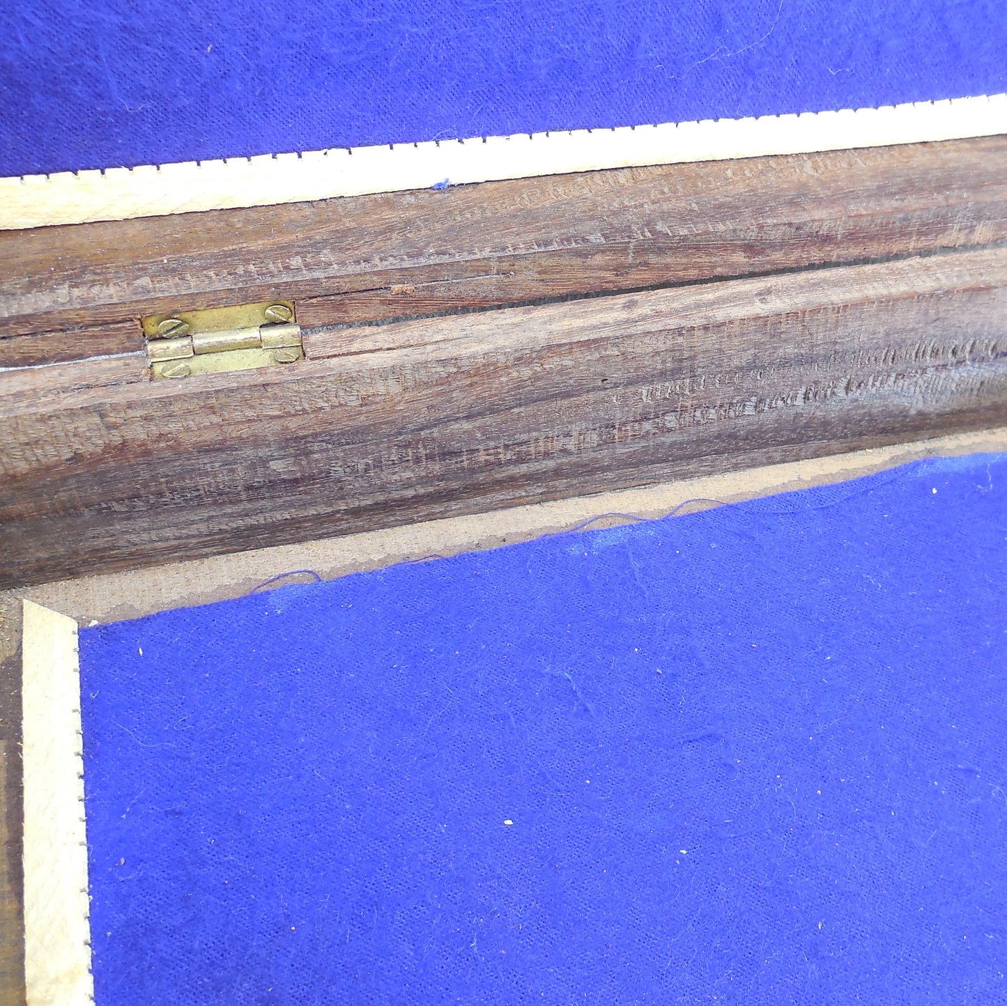 India Ornate Carved Floral Rosewood Wooden Box Jewelry Storage used