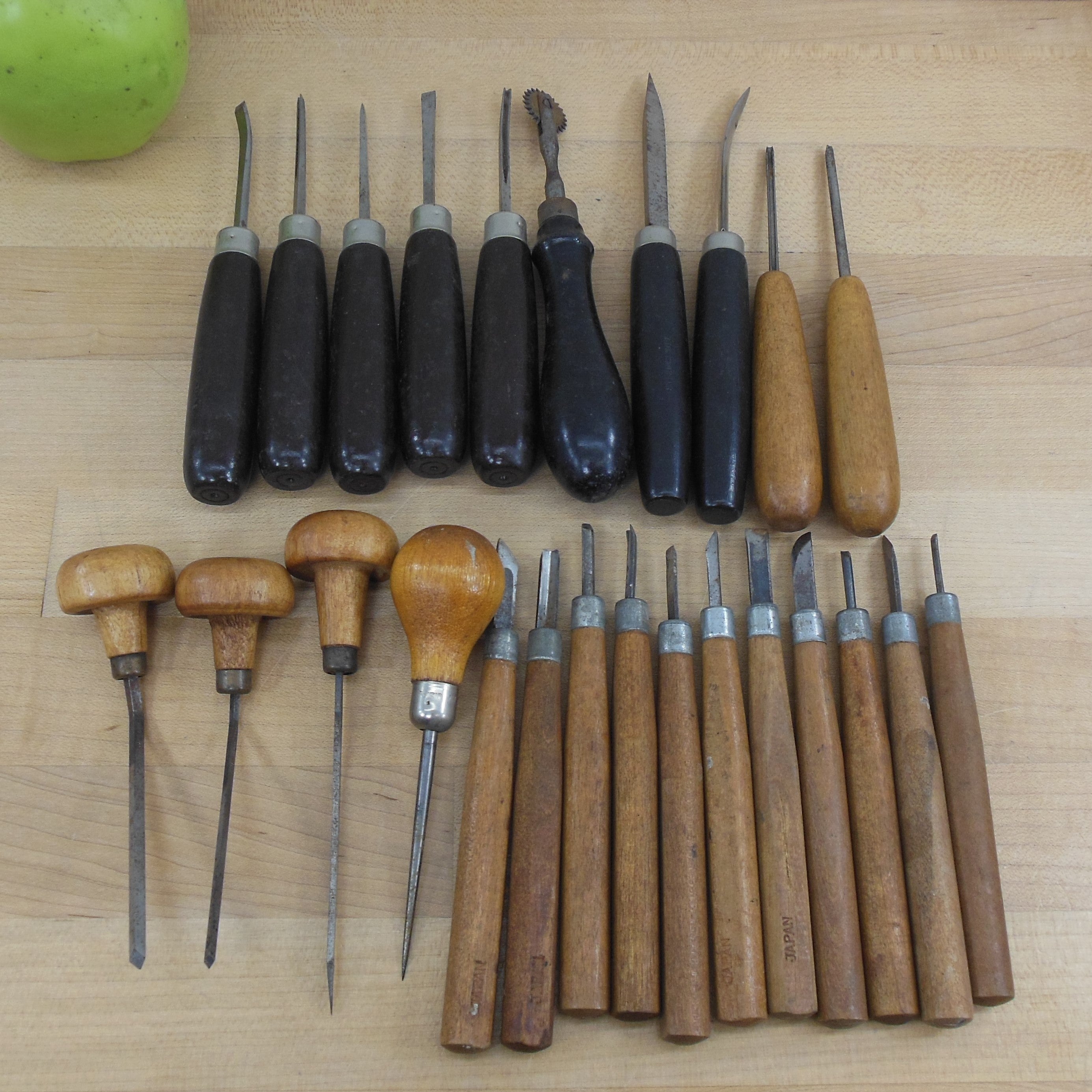 Estate 26 Lot Small Carving Tools Gouge Chisel Muller Brookstone