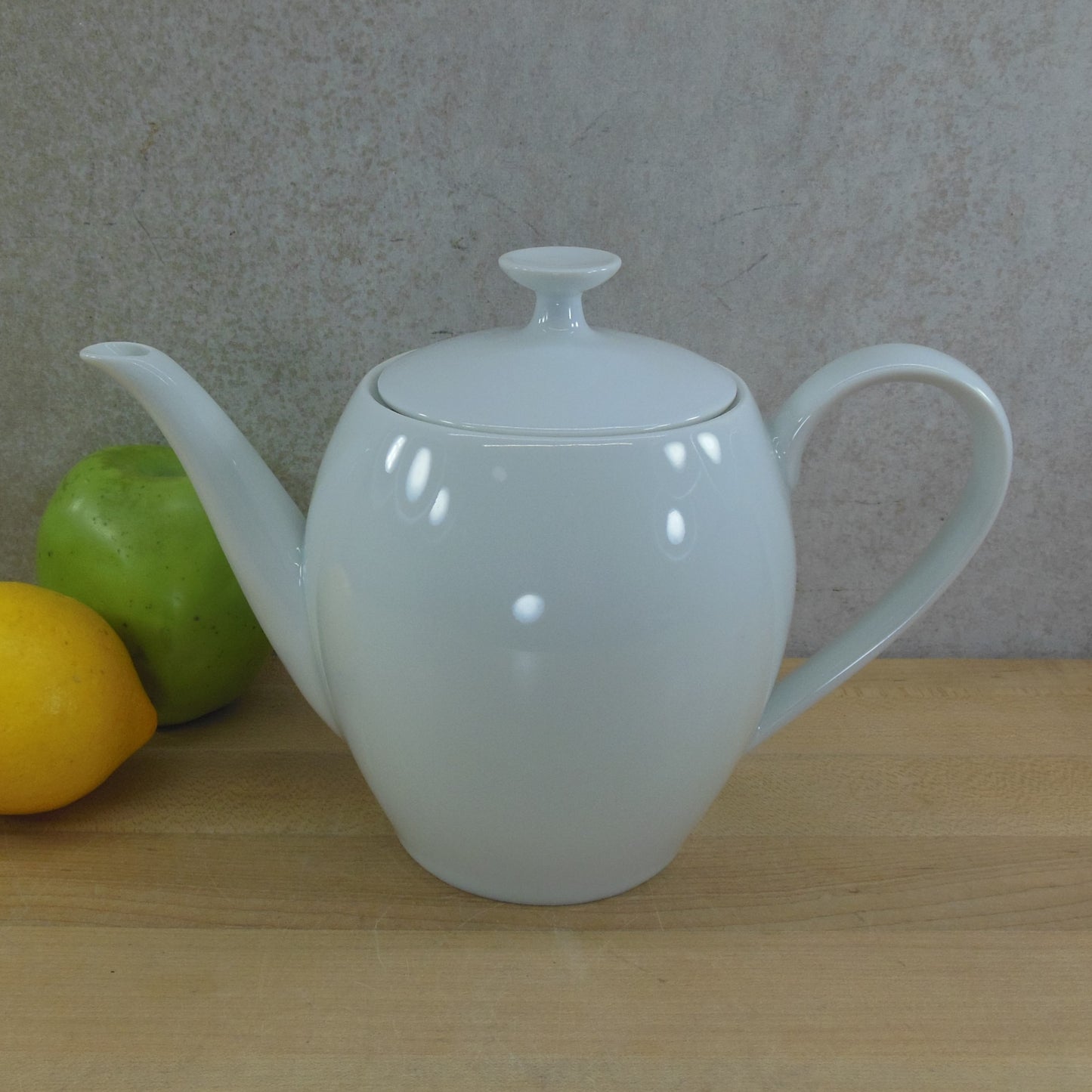 Arzberg Germany White Porcelain Coffee Pot 2000