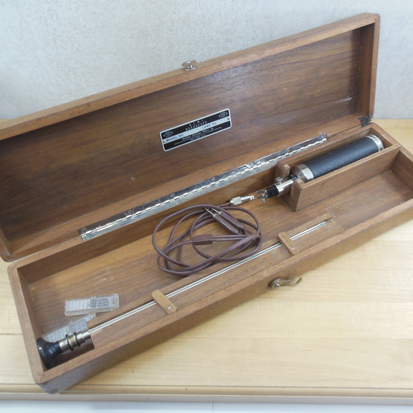 A.C.M.I. Borescope B-18AS-12 Tool in Wood Case