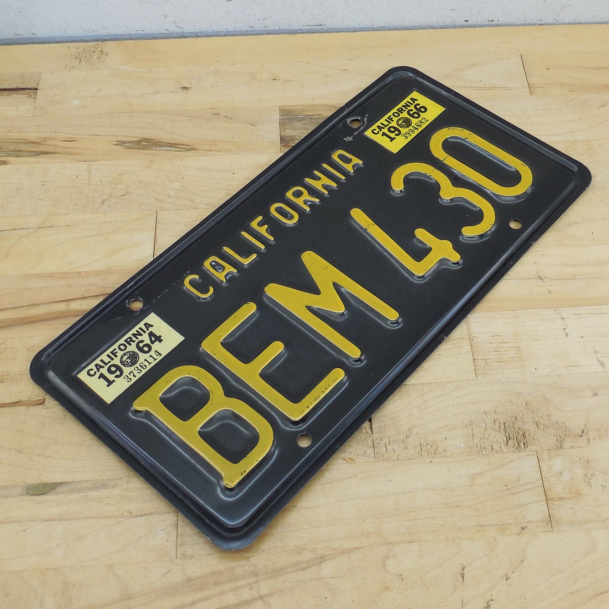 California 1963-64 License Plate Tag Black Yellow BEM-430