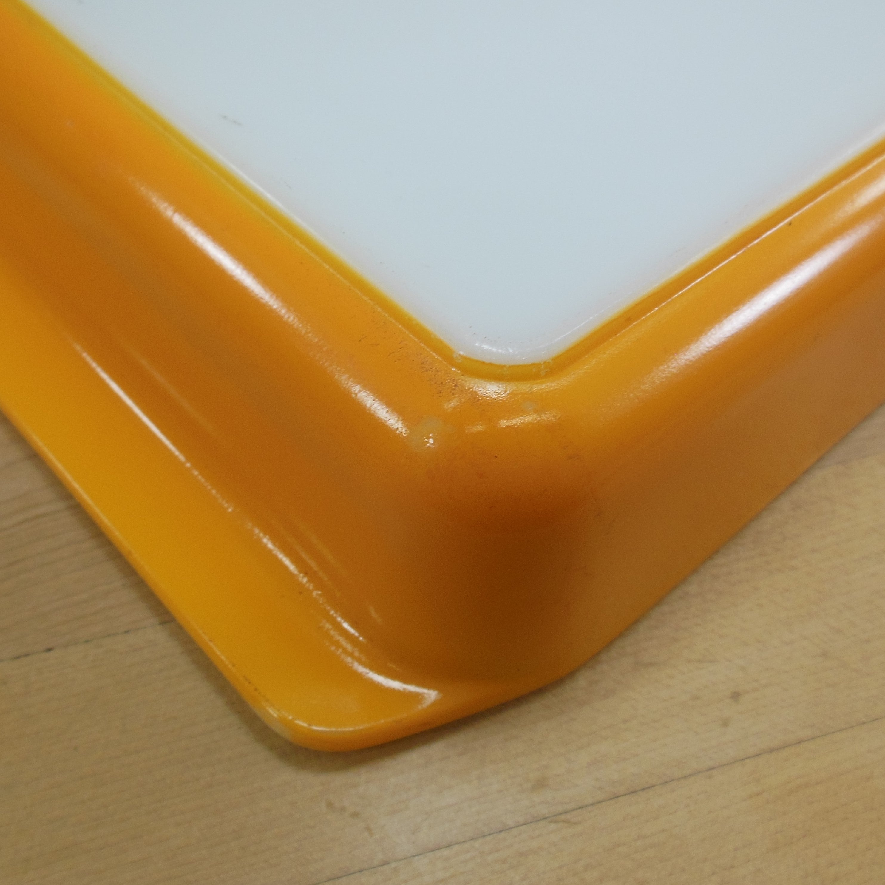 Pyrex orange lasagna store pan