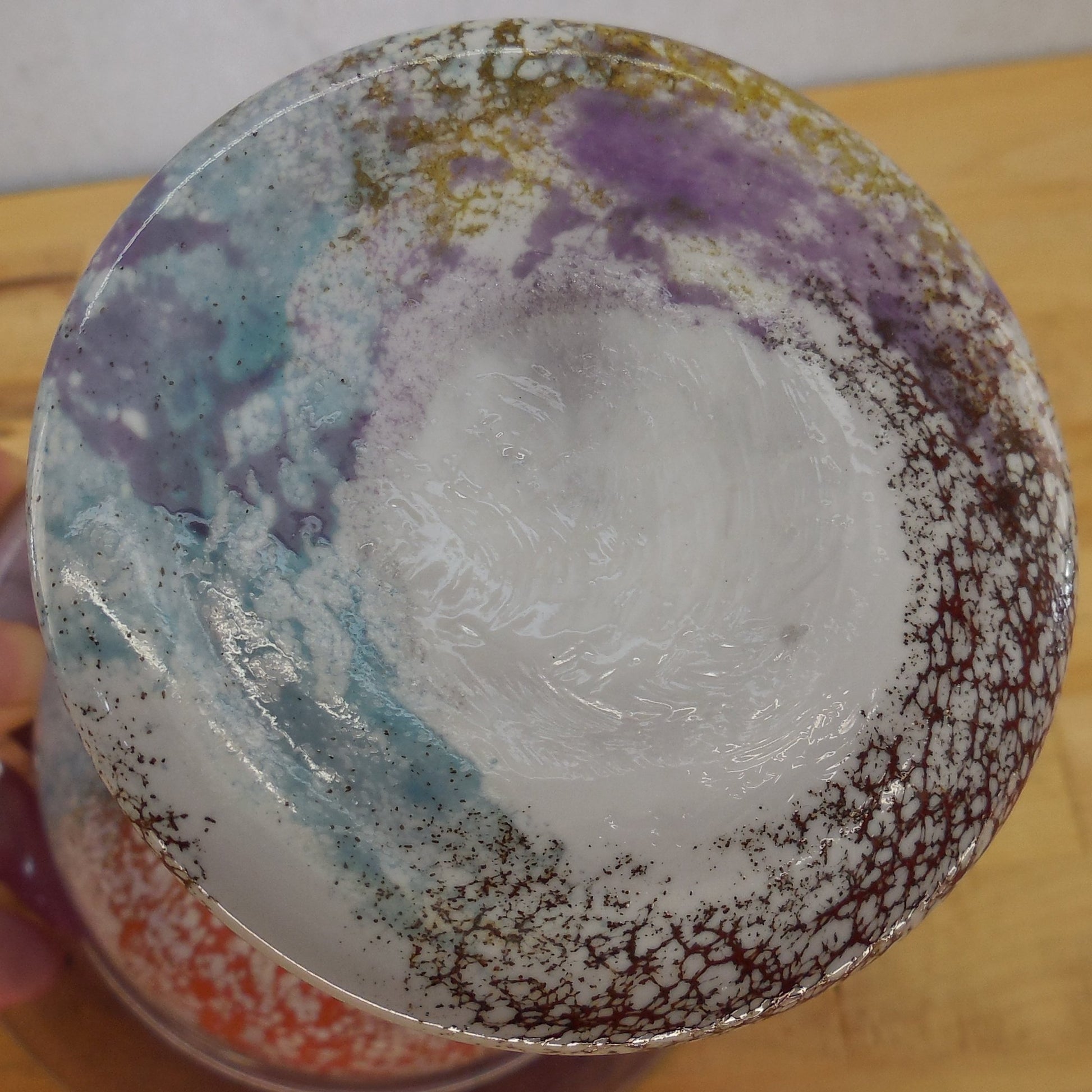 Kosta Boda Sweden 1990's Kjell Engman Signed Can Can Purple Vase 8.75" Bottom