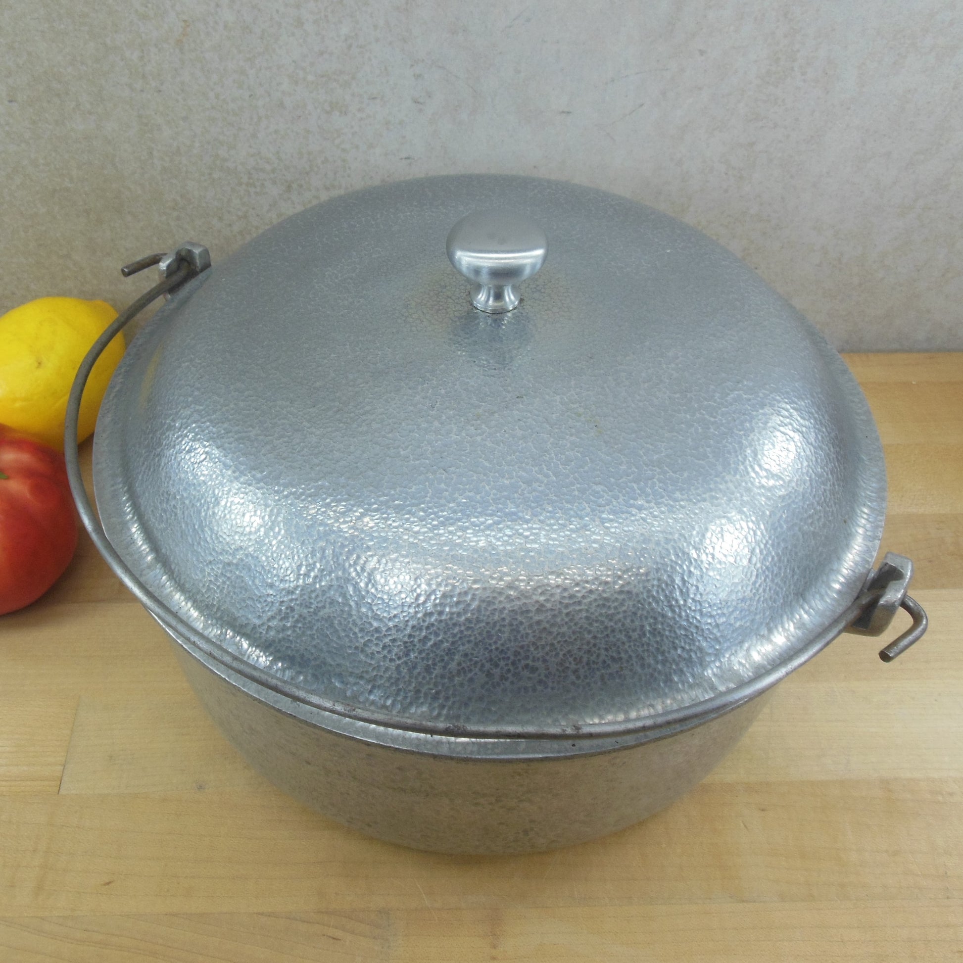 Club Aluminum Cookware Hammercraft 6 Quart Oval Roaster Pot