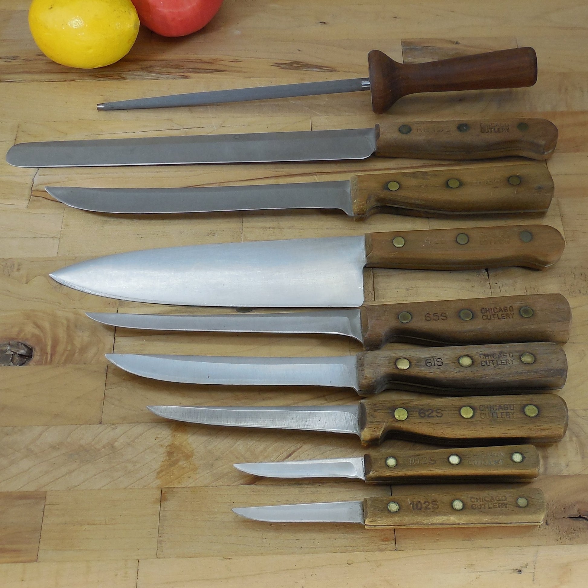 Chicago Cutlery Kitchen Knife Set Stainless Walnut Wood 9 Piece Oak 
Block