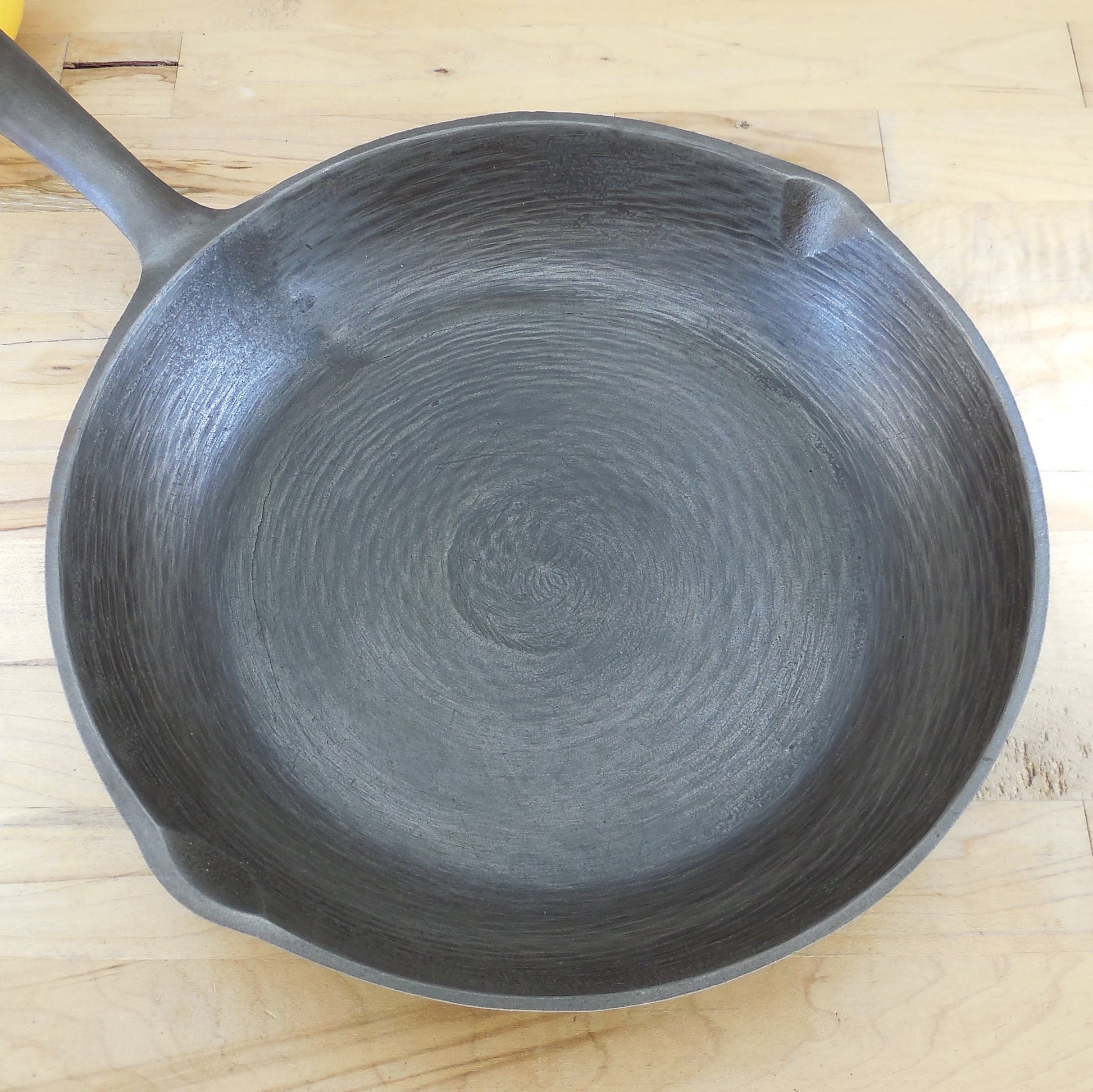 BSR Birmingham Stove & Range CHEF-10 Cast Iron Skillet - Wobble Grind Rings