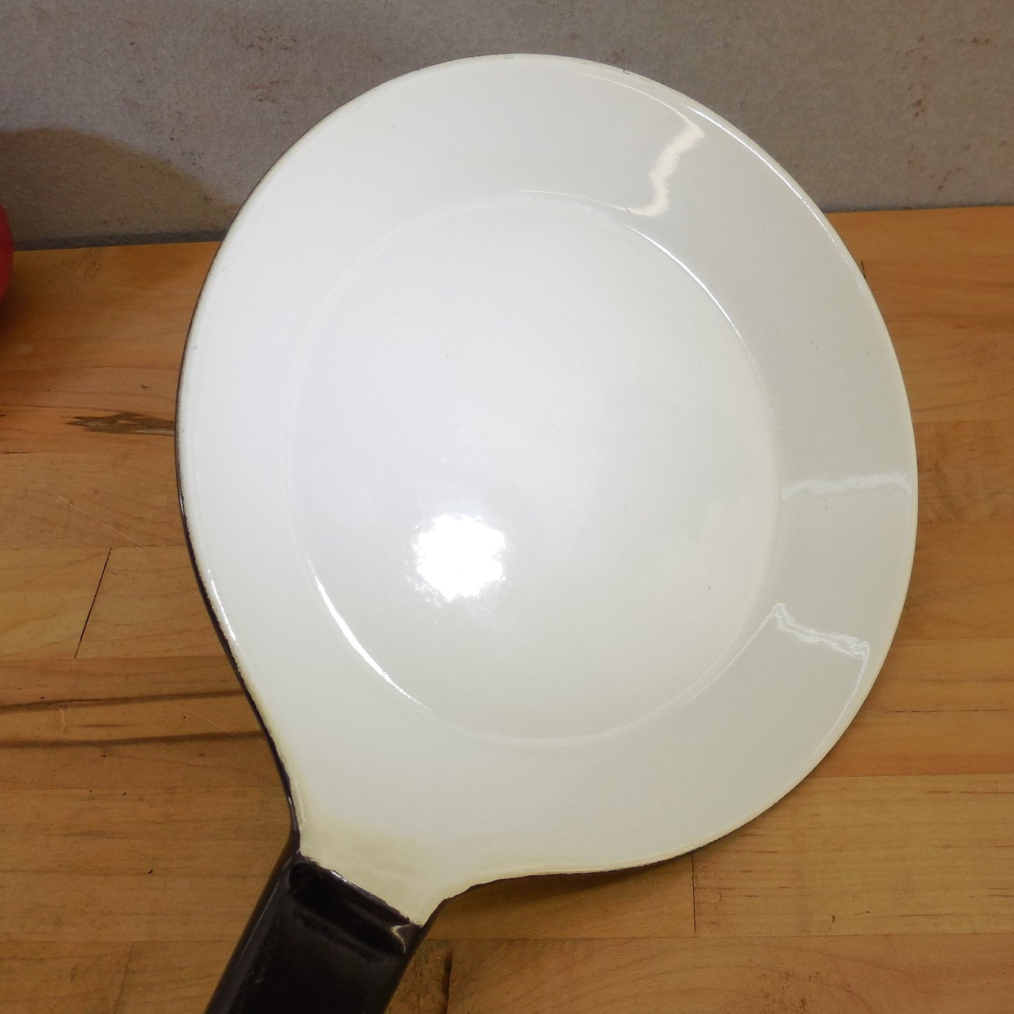 Copco Denmark Lax Brown White Enamel Cast Iron 7.5" Fry Pan Skillet Interior
