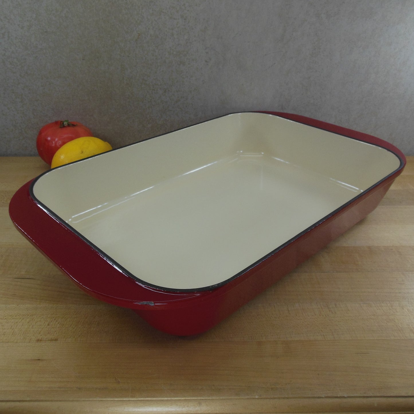 Cuisinart Chef's Classic Red Enamel Cast Iron Casserole Roasting Lasagna Pan 14"