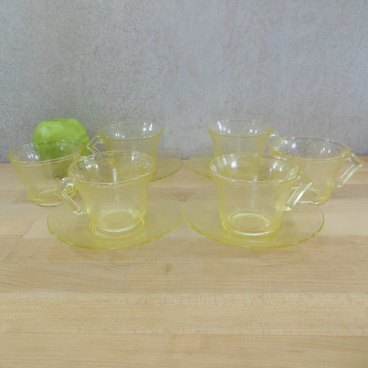 Hazel Atlas Florentine Yellow 2 - 4 Saucers & 6 Cups