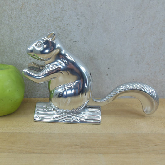 Norpro Davy Crackit The Squirrel Nutcracker Cast Aluminum