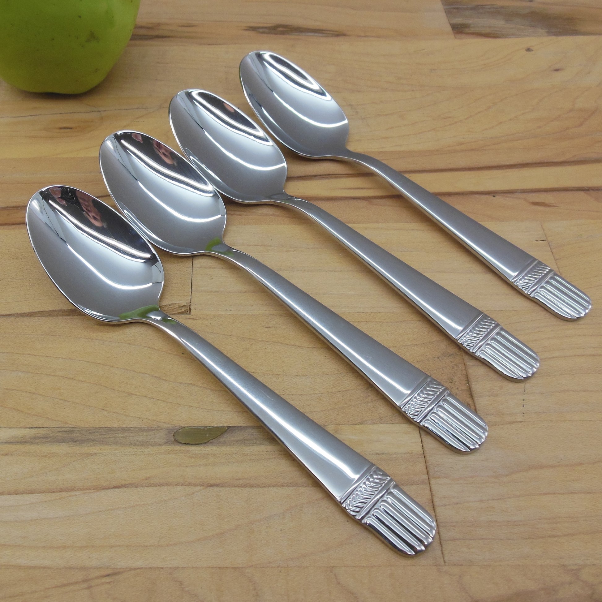 Heritage Mint 18/10 Stainless Dalescroft - 4 Teaspoons NOS New