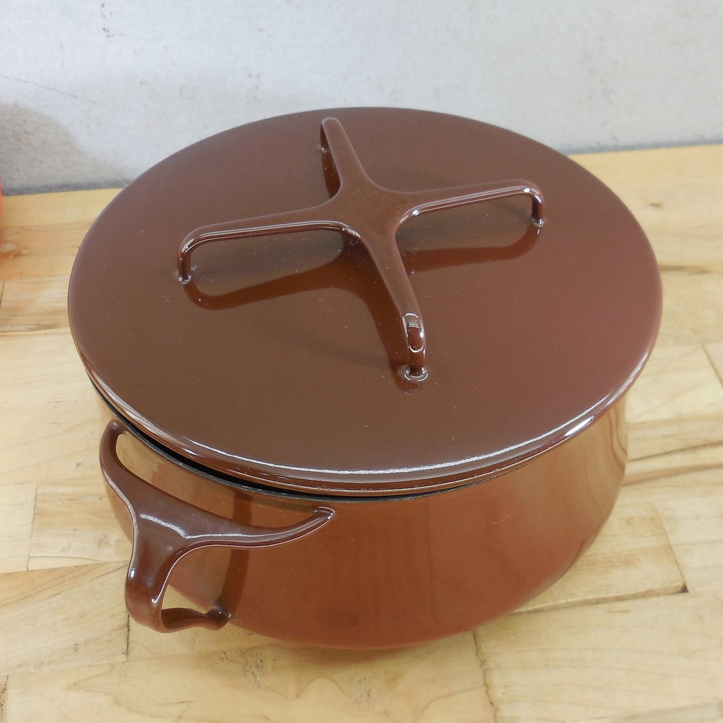 Dansk France Kobenstyle 2 Quart Casserole Pot Dutch Oven Chocolate Brown EUC Trivet Lid