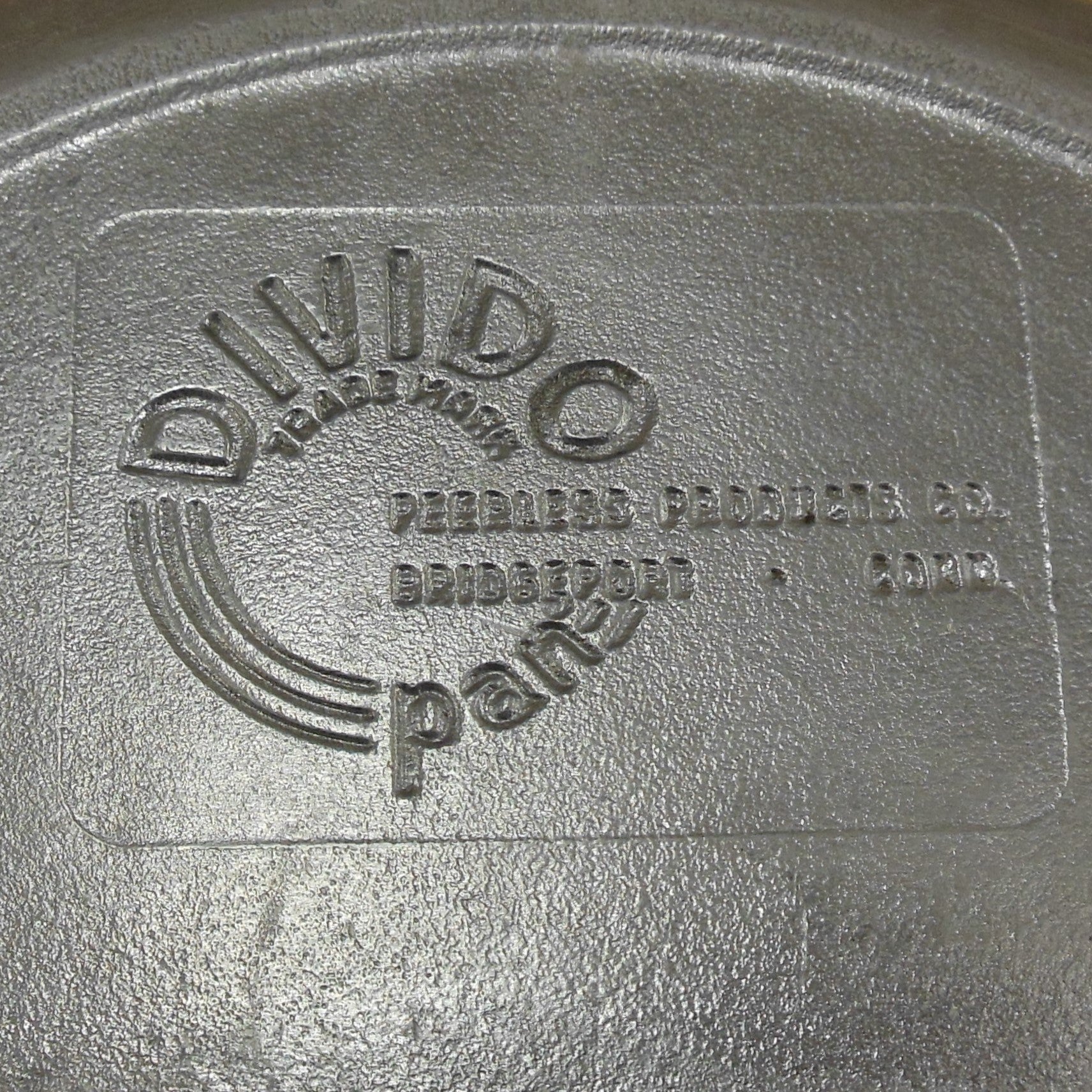 Peerless Products Co. USA Divido 3 Section Aluminum Skillet Used Camping