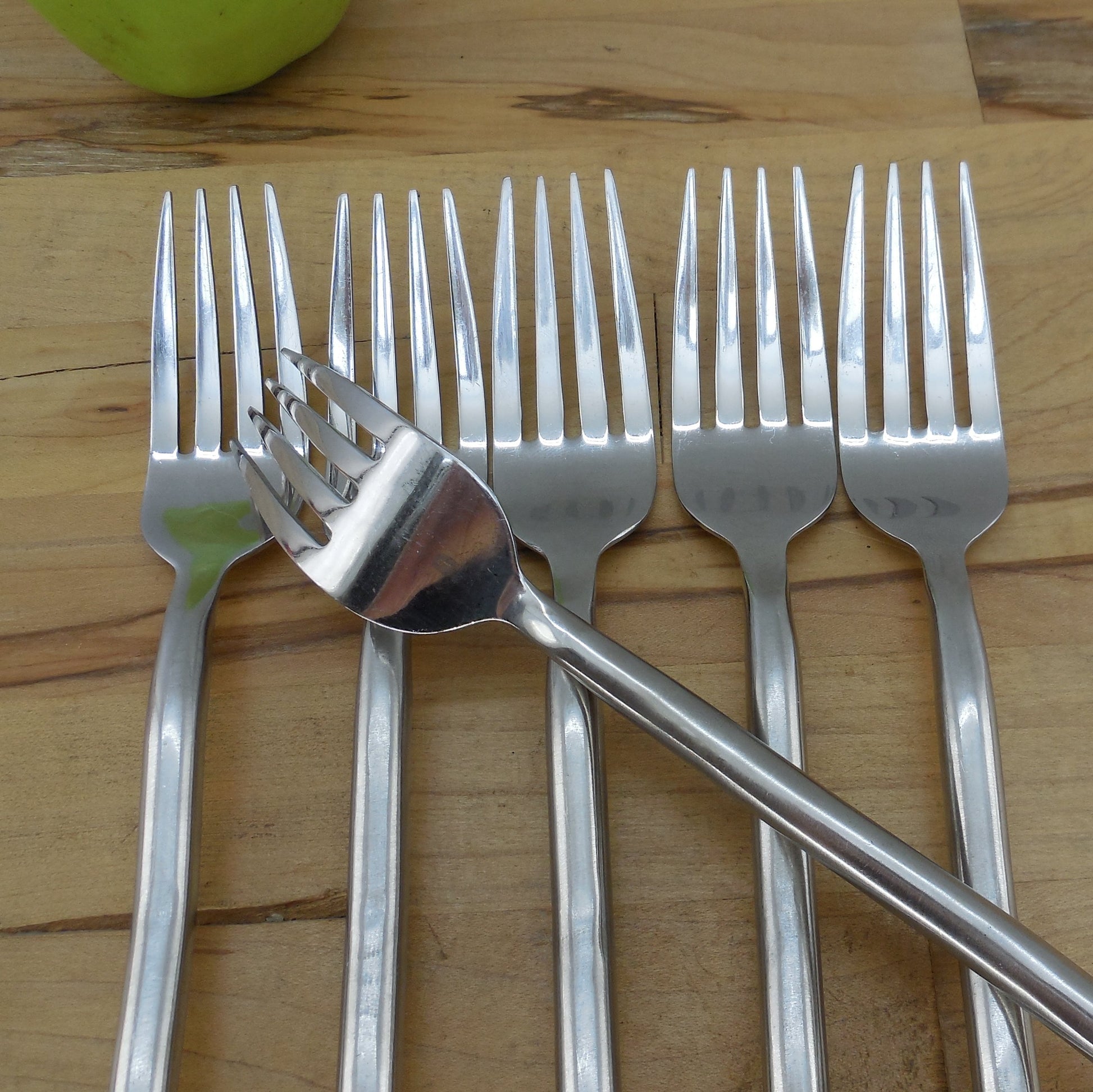 Gourmet Settings Exotique Platinum Stainless Flatware - 6 Dinner Forks Used