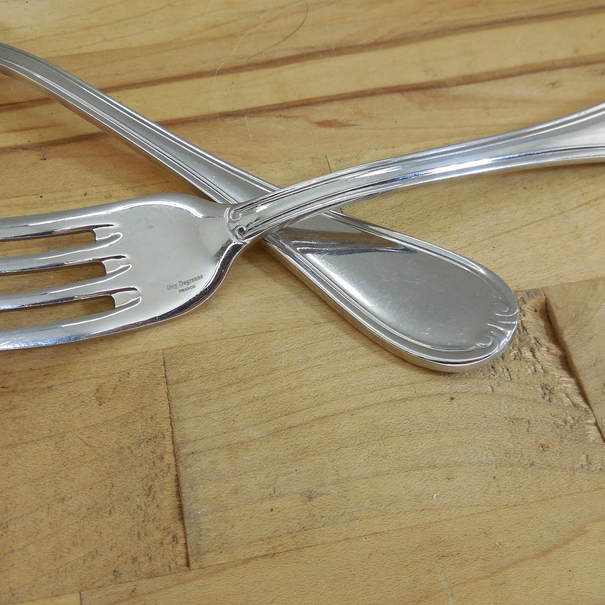 Guy DeGrenne France Renoir Stainless Glossy Flatware - 2 Dinner Forks Used
