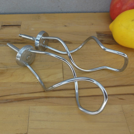 Oster Regency Kitchen Center - Mixer Closed Dough Hook Beater Set Pair Vintage