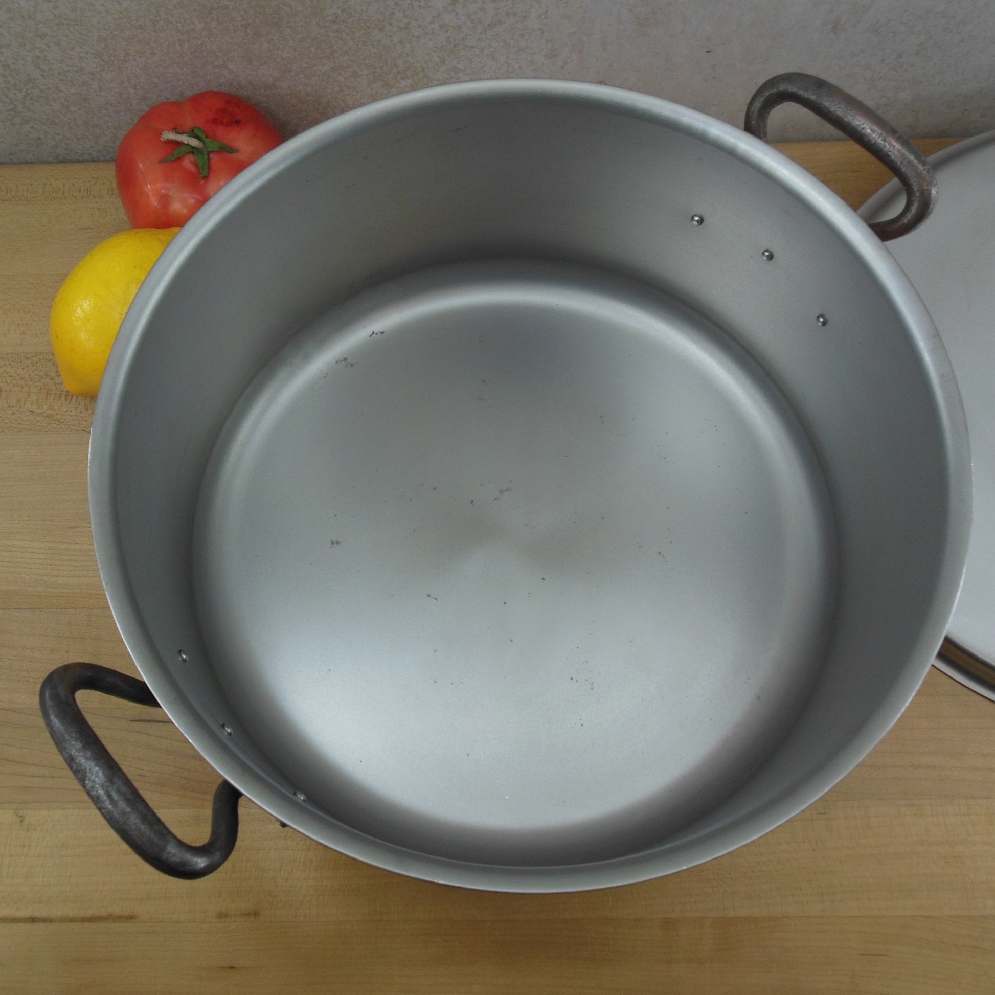 Vintage BELGIQUE 3 Stainless Steel Pans With Lids. See Description And  Pictures