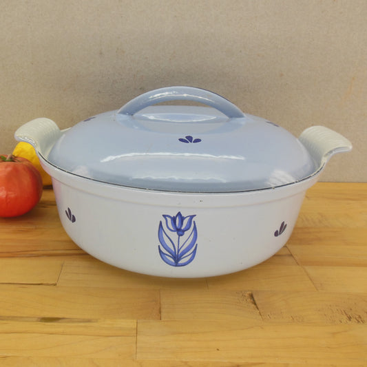 Dru Holland Delft Blue Tulip 4 Quart Lidded Casserole Dutch Oven