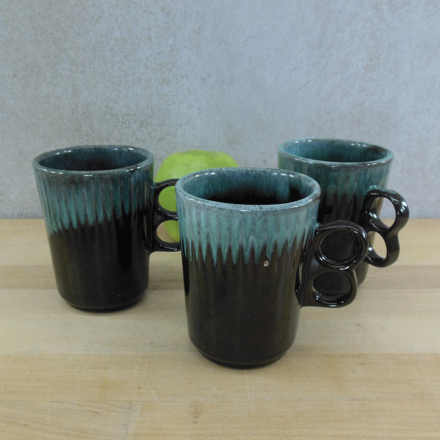 Canuck Evangeline Pottery Canada 1018 Mugs Teal Green - 3 Set