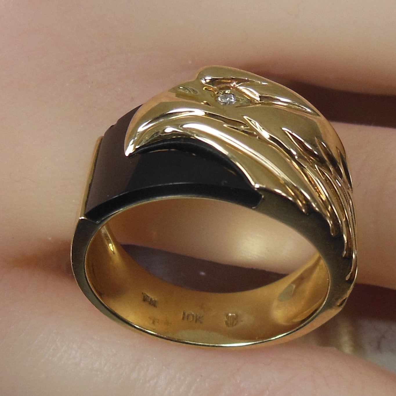 Franklin Mint Men's Ring 10K Yellow Gold Black Onyx Diamond Eagle Size 8.25 used