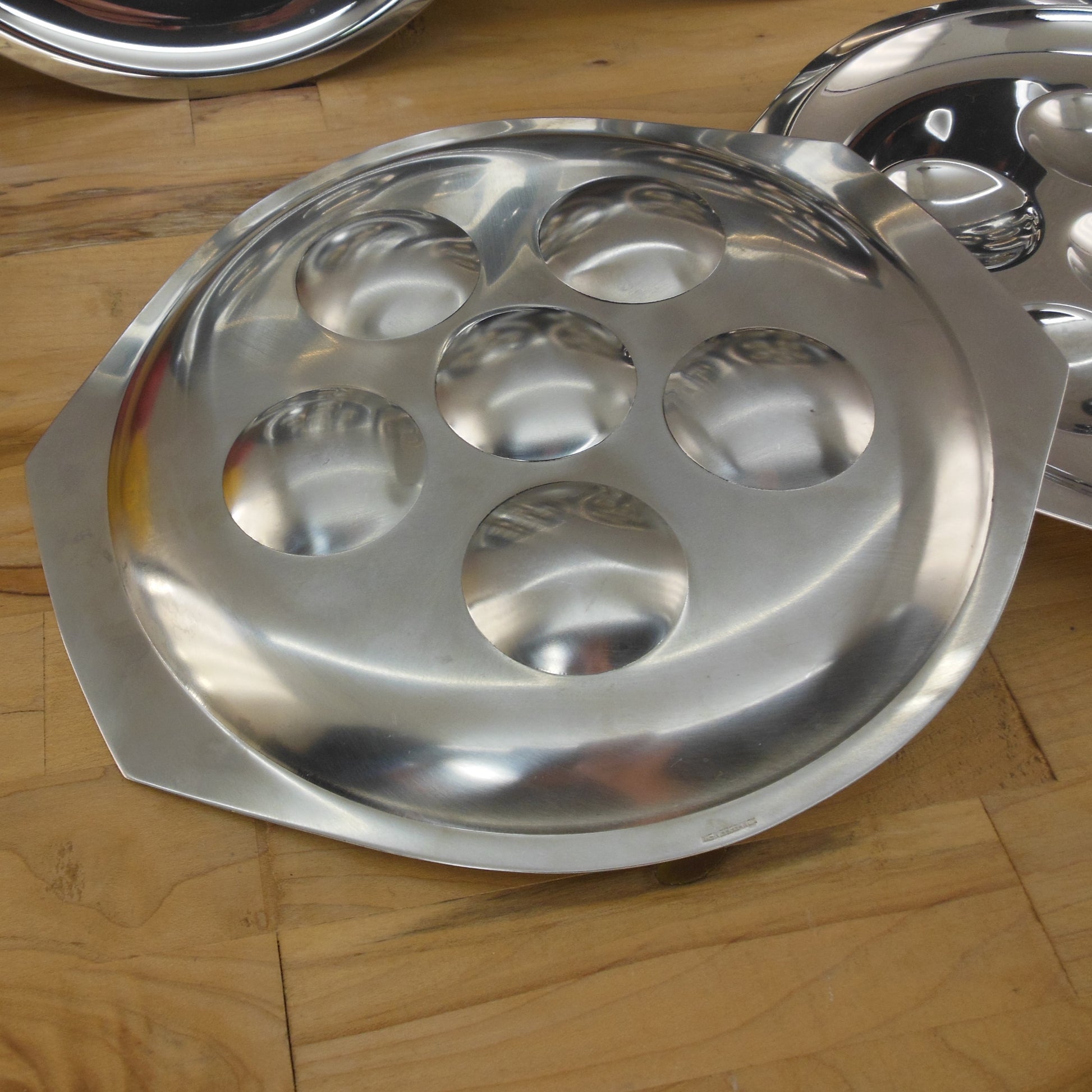 Meneses Spain Mirror Stainless Escargot Plates Pan 4 Set Used