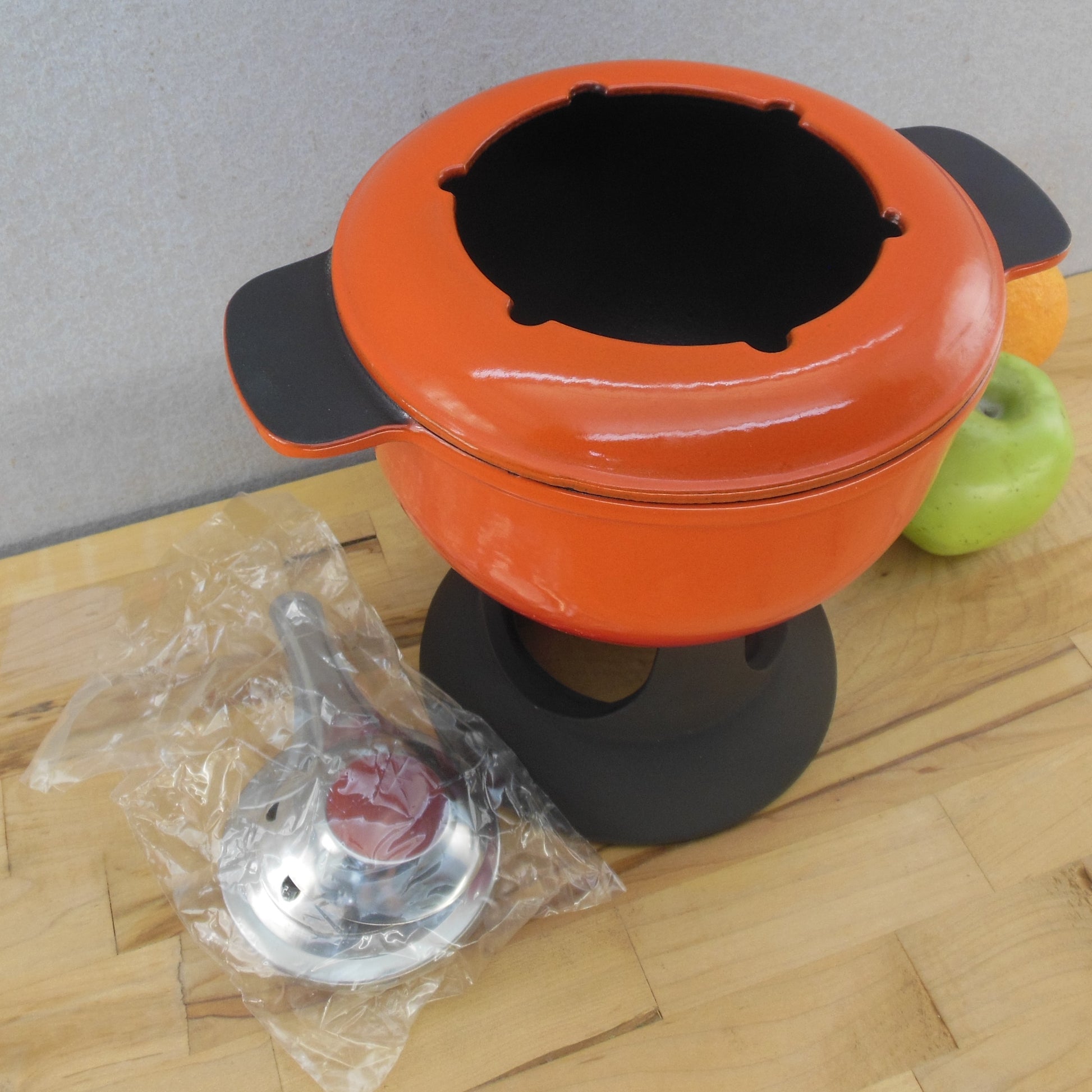 Ikea Senior France Flame Orange Cast Iron Fondue Pot Unused