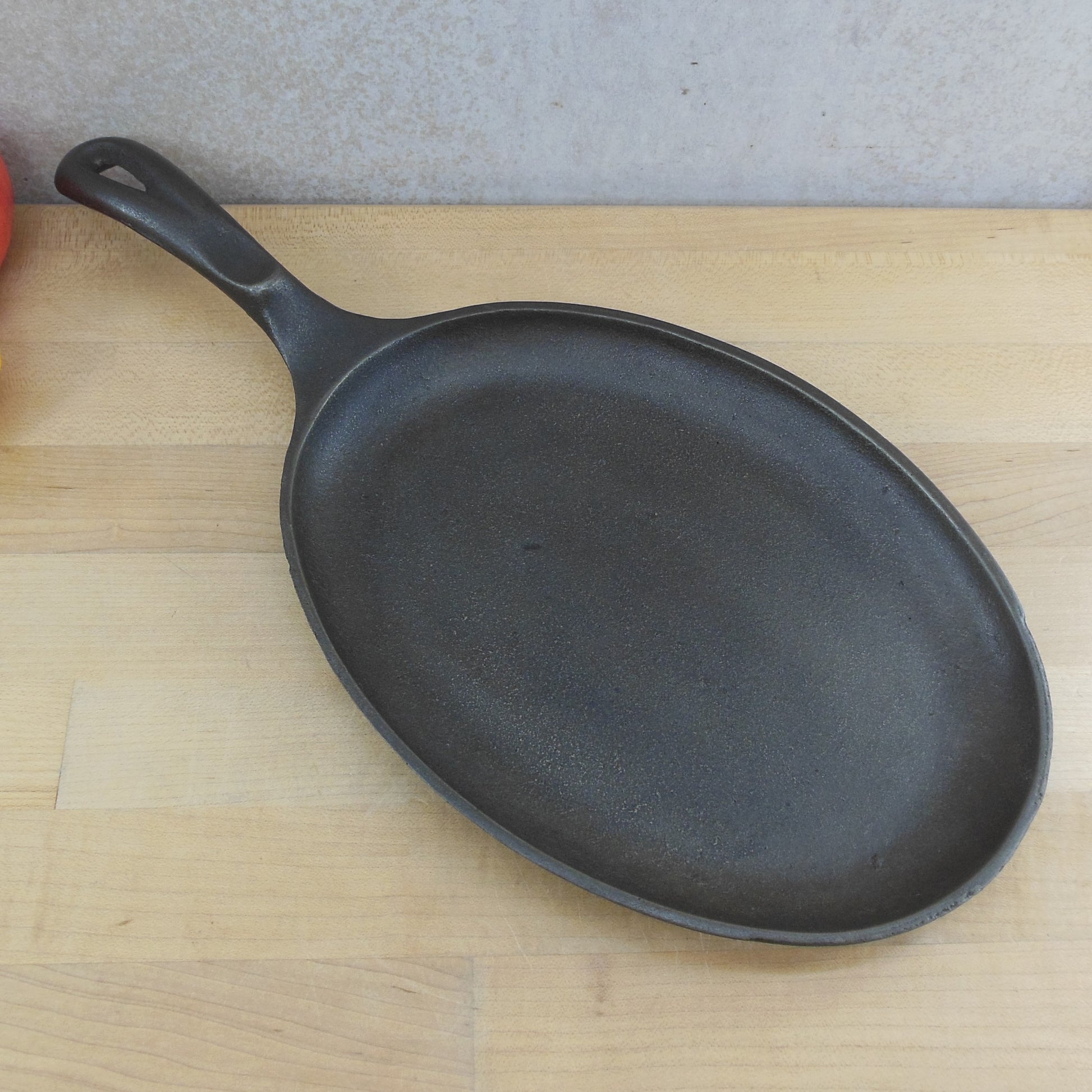 RARE No.16 Wagner Ware Sidney O Cast Iron Flat Griddle W/Bail
