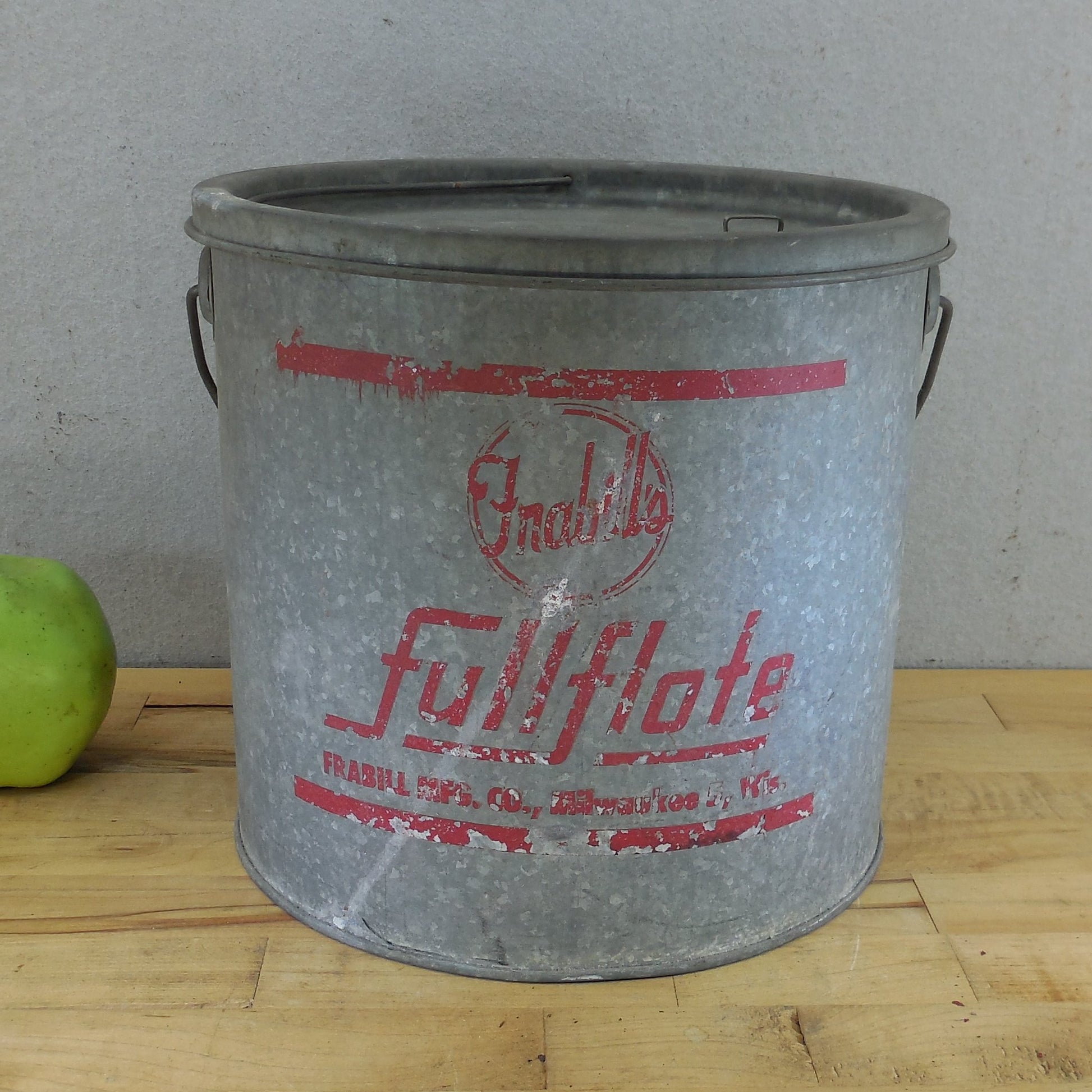 Frabill's Fullflote USA Galvanized Bait Minnow Bucket 2 Piece