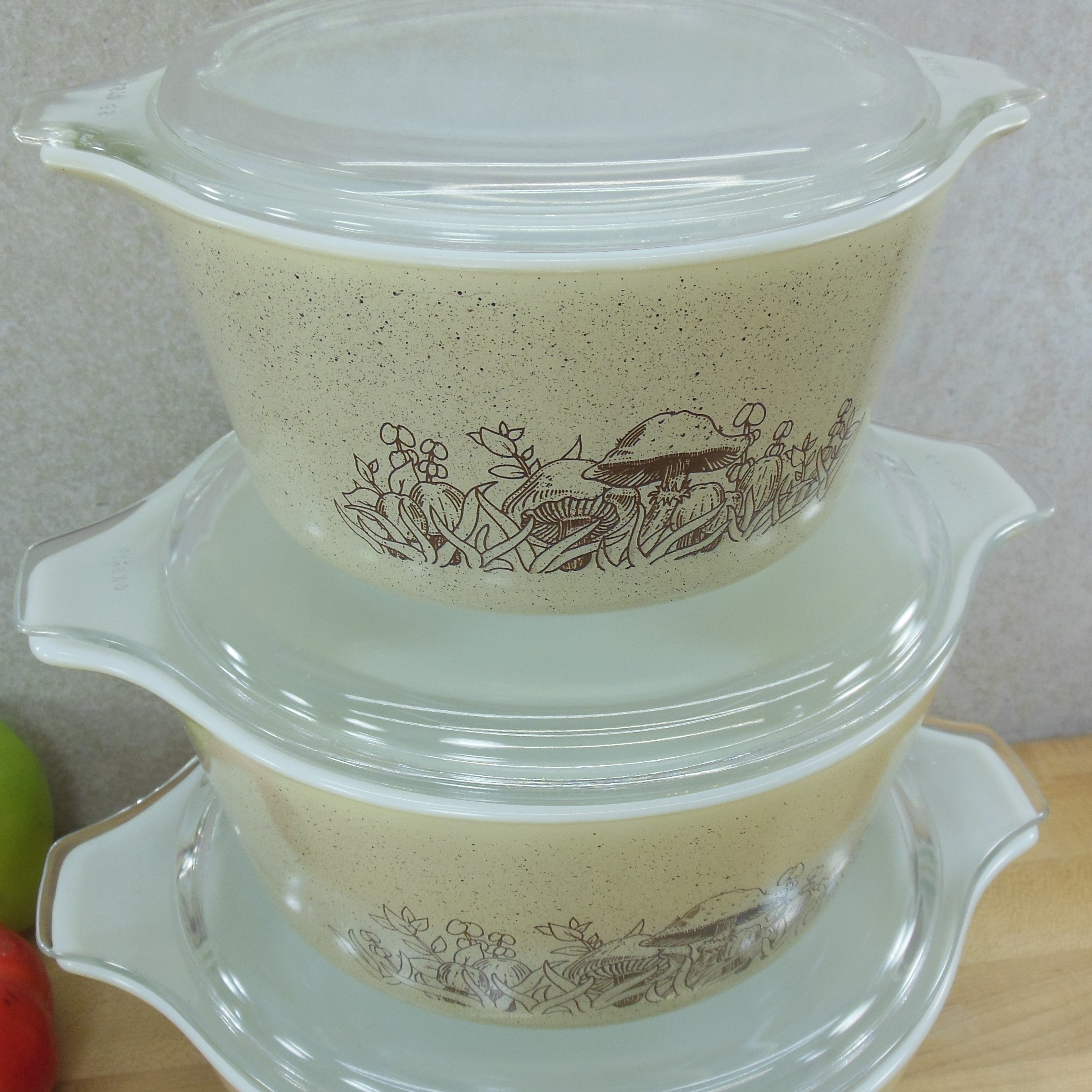 Pyrex forest fancies mushroom top 3 piece casserole dishes with lids