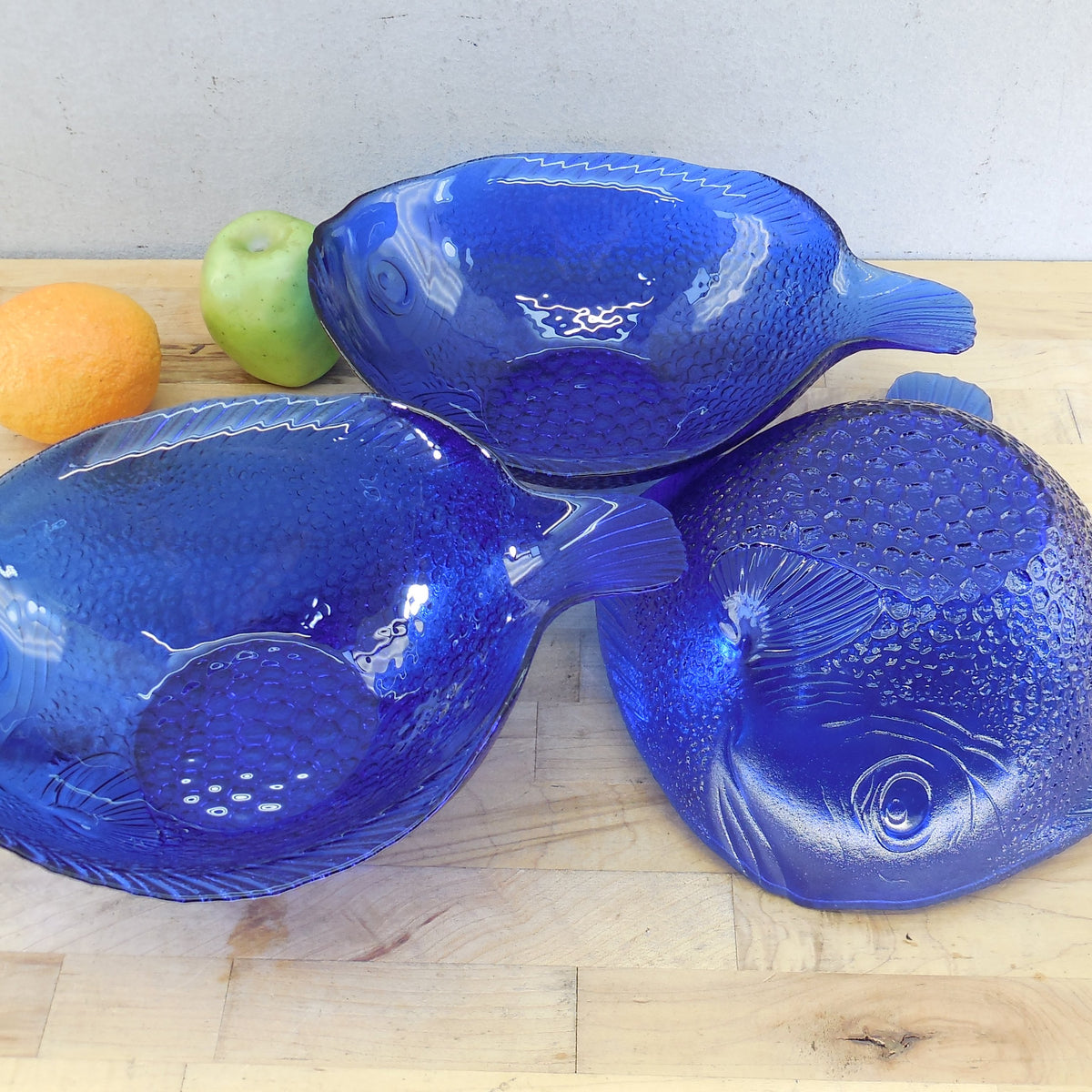 Arcoroc France 3 Lot Cobalt Blue Glass Fish Shape Serving Bowls