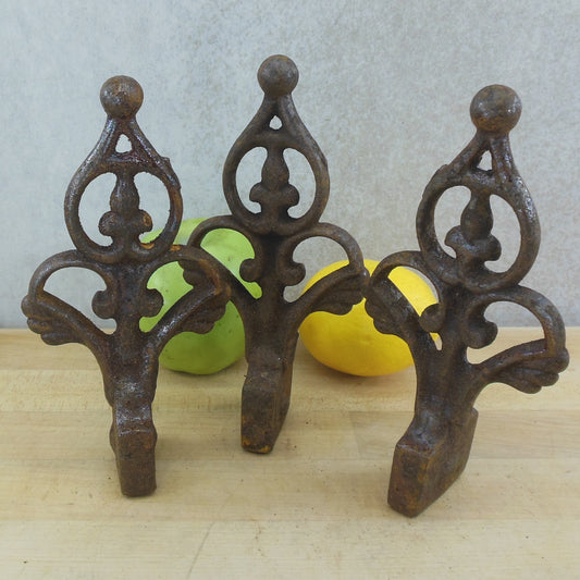 Antique Cast Iron Fence Gate Architectural Finials Fleur de Lis 7"