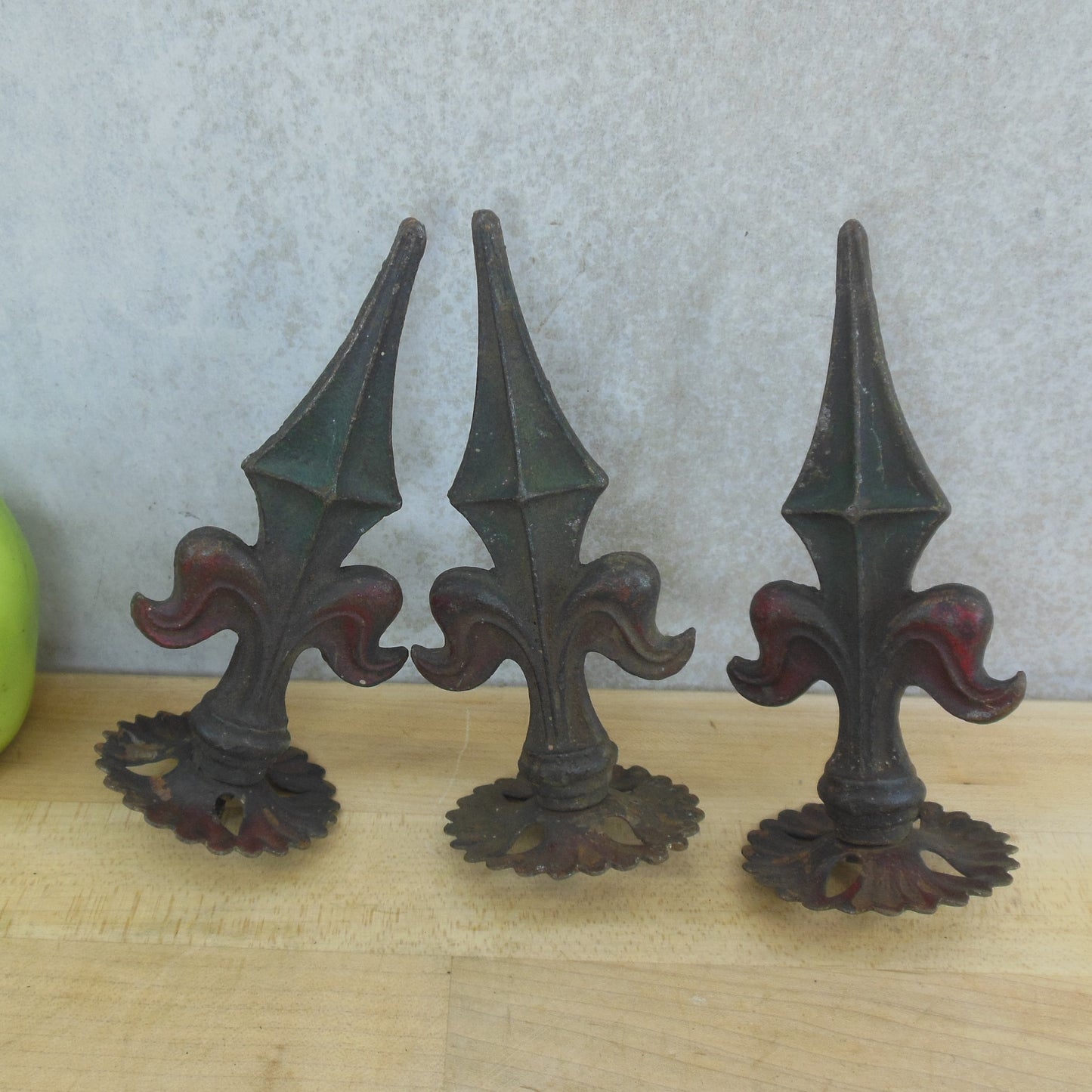 Antique Victorian Cast Iron Fleur de Lis Finials Red Green 5.5" Curtain Rod