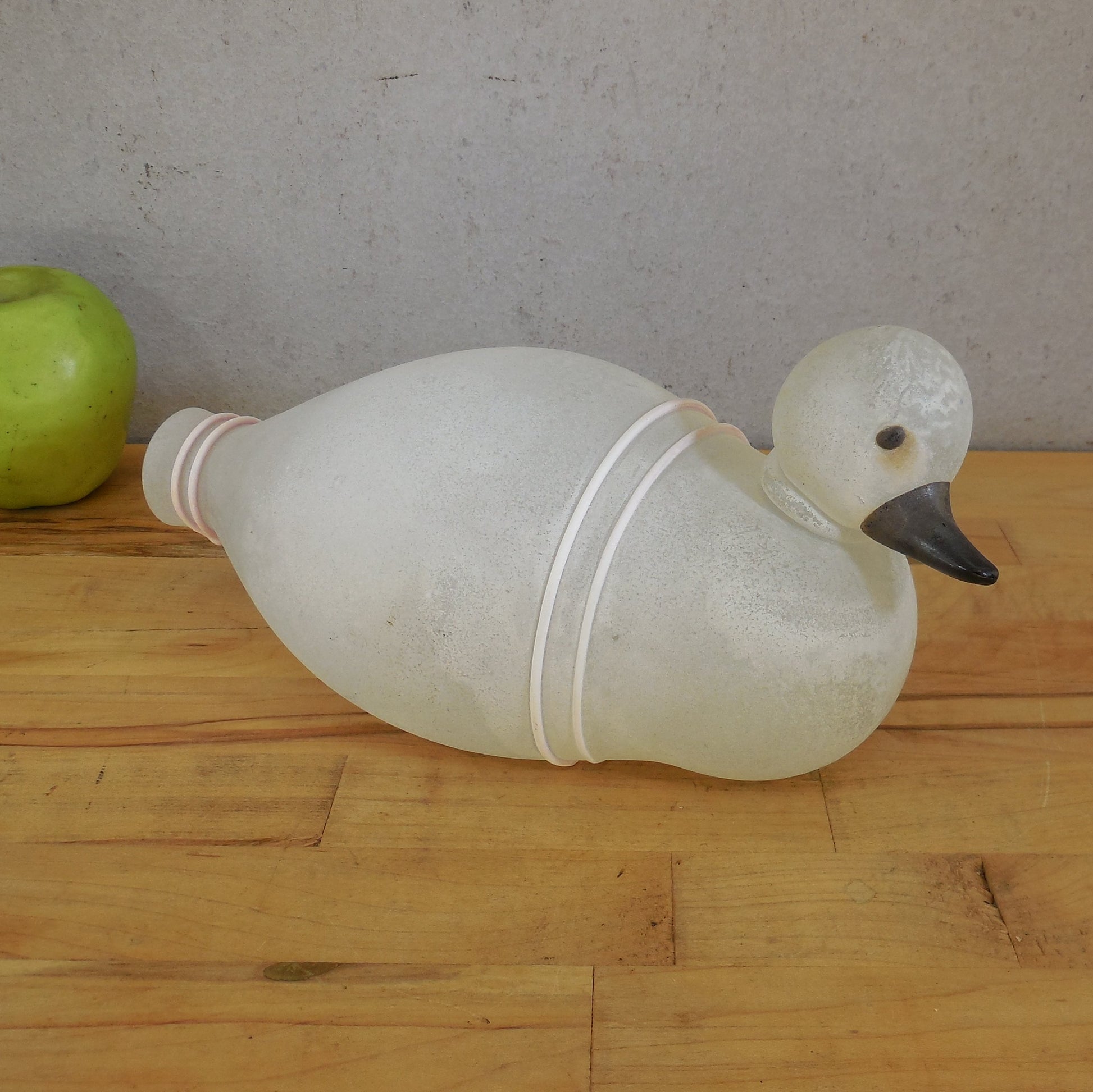 Franco Moretti Murano Signed 10" Art Glass Duck Scavo White Pink