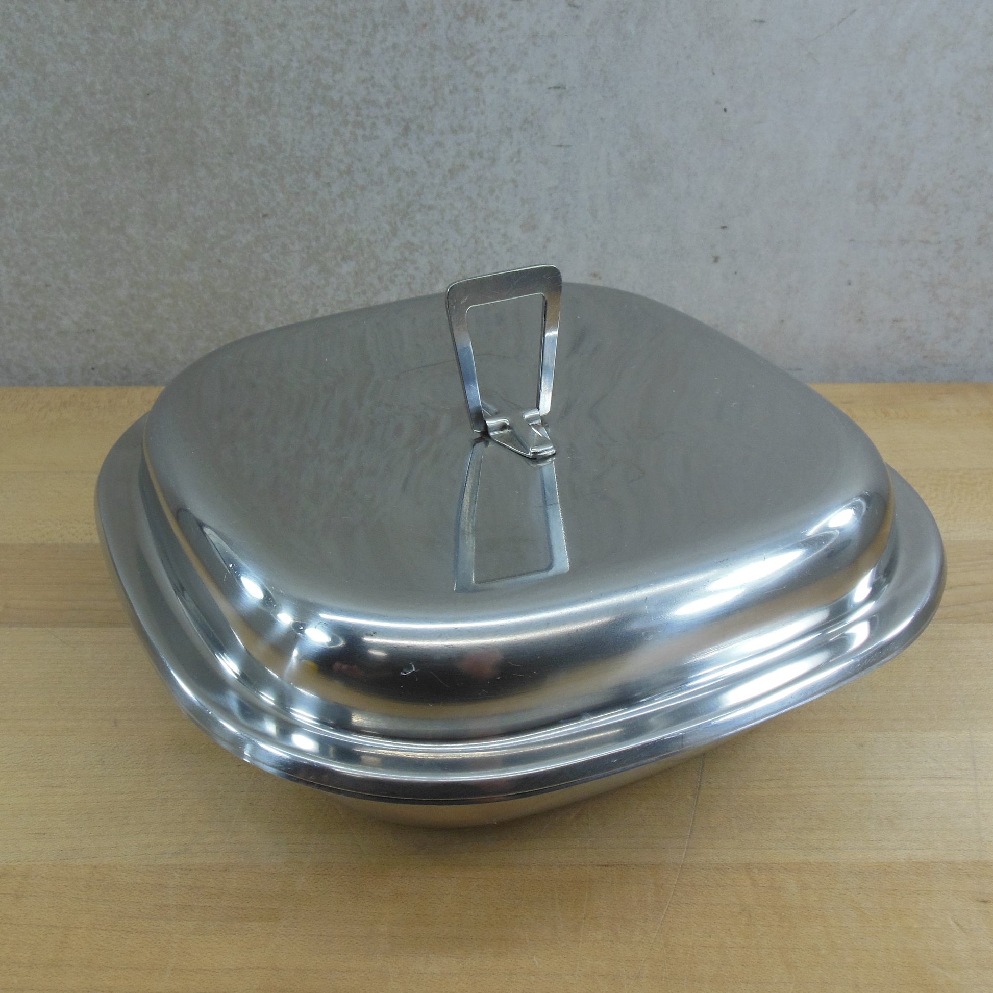 Gense Sweden 18-8 Stainless Lidded Square Dish Bowl Hinged Knob