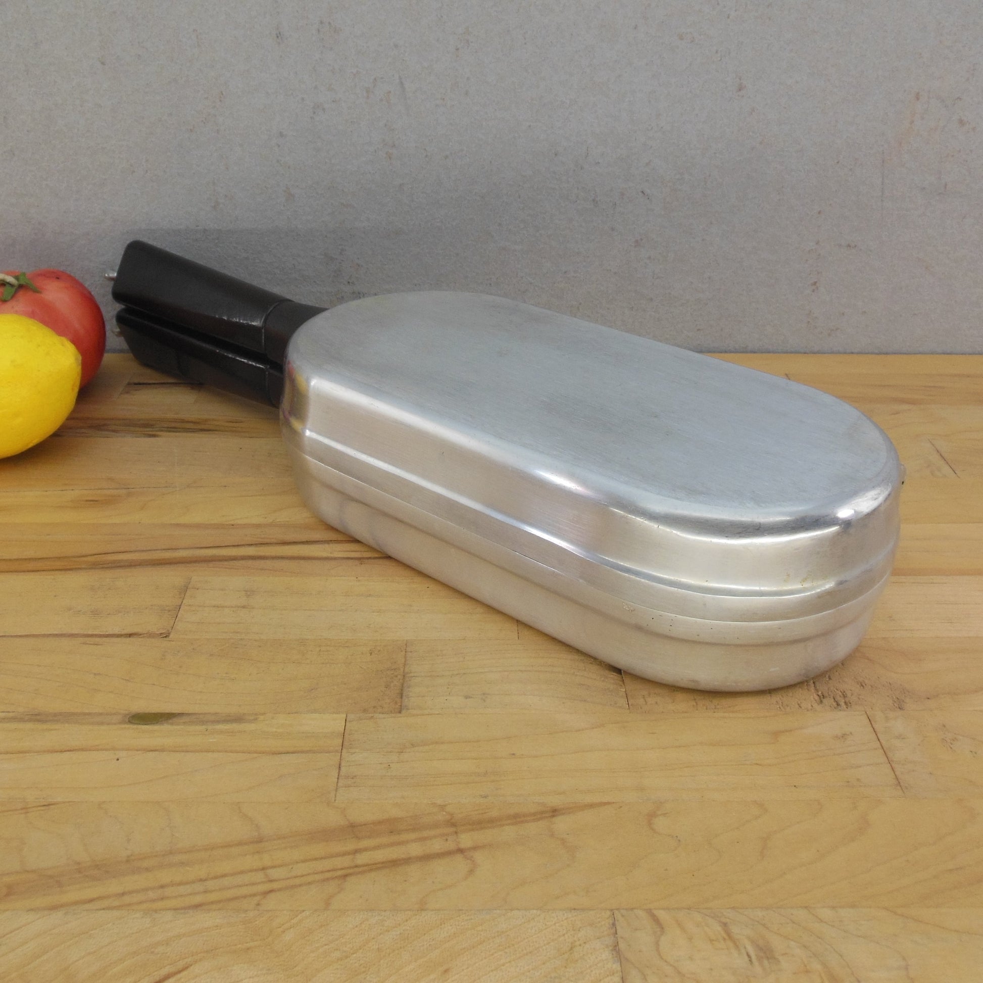 Miracle Maid G2 Cast Aluminum Folding Hinged Omelet Fish Pan Double Cooker Vintage