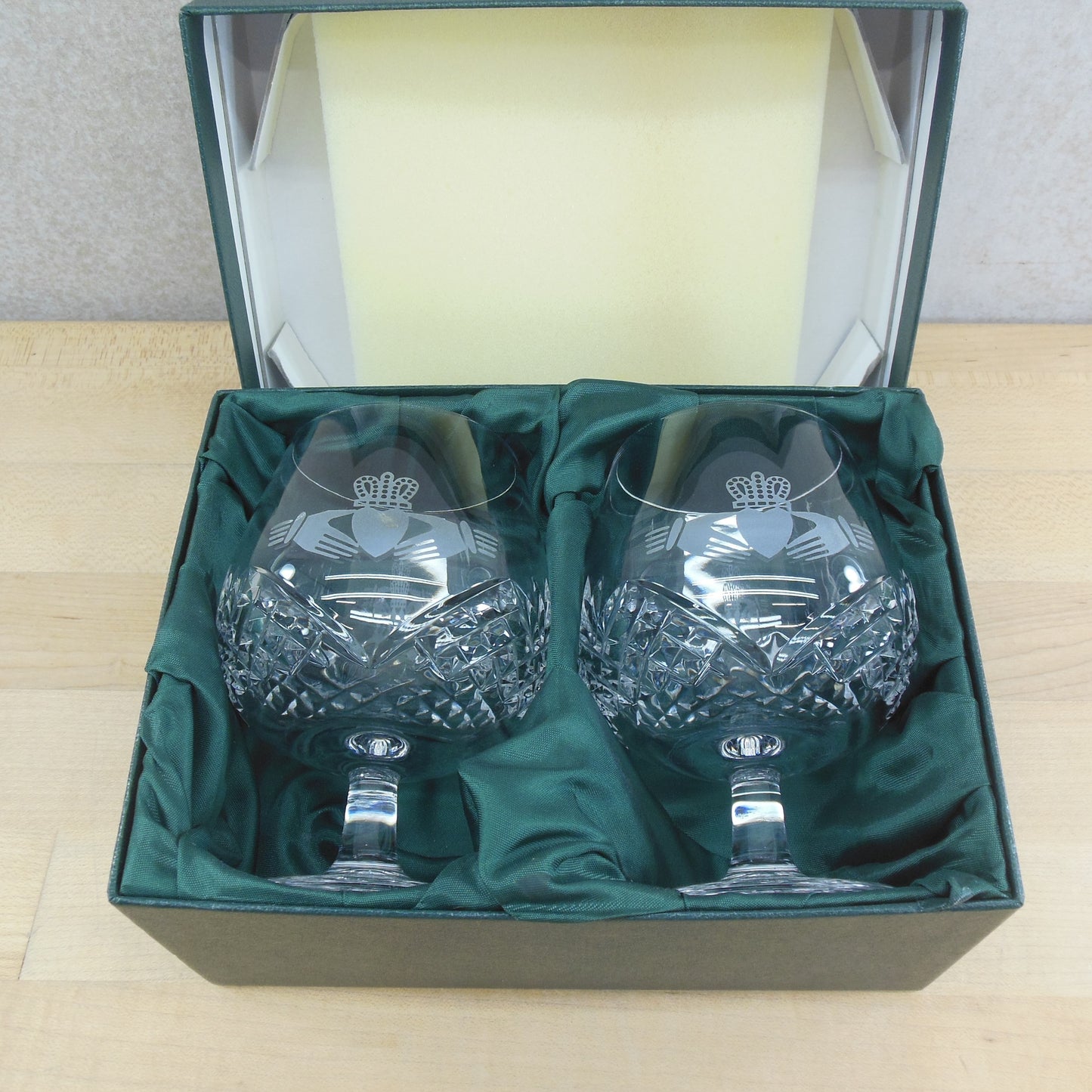 Galway Irish Crystal Claddagh Brandy Snifters Boxed Heart Hands Crown Stemware Pair Glasses