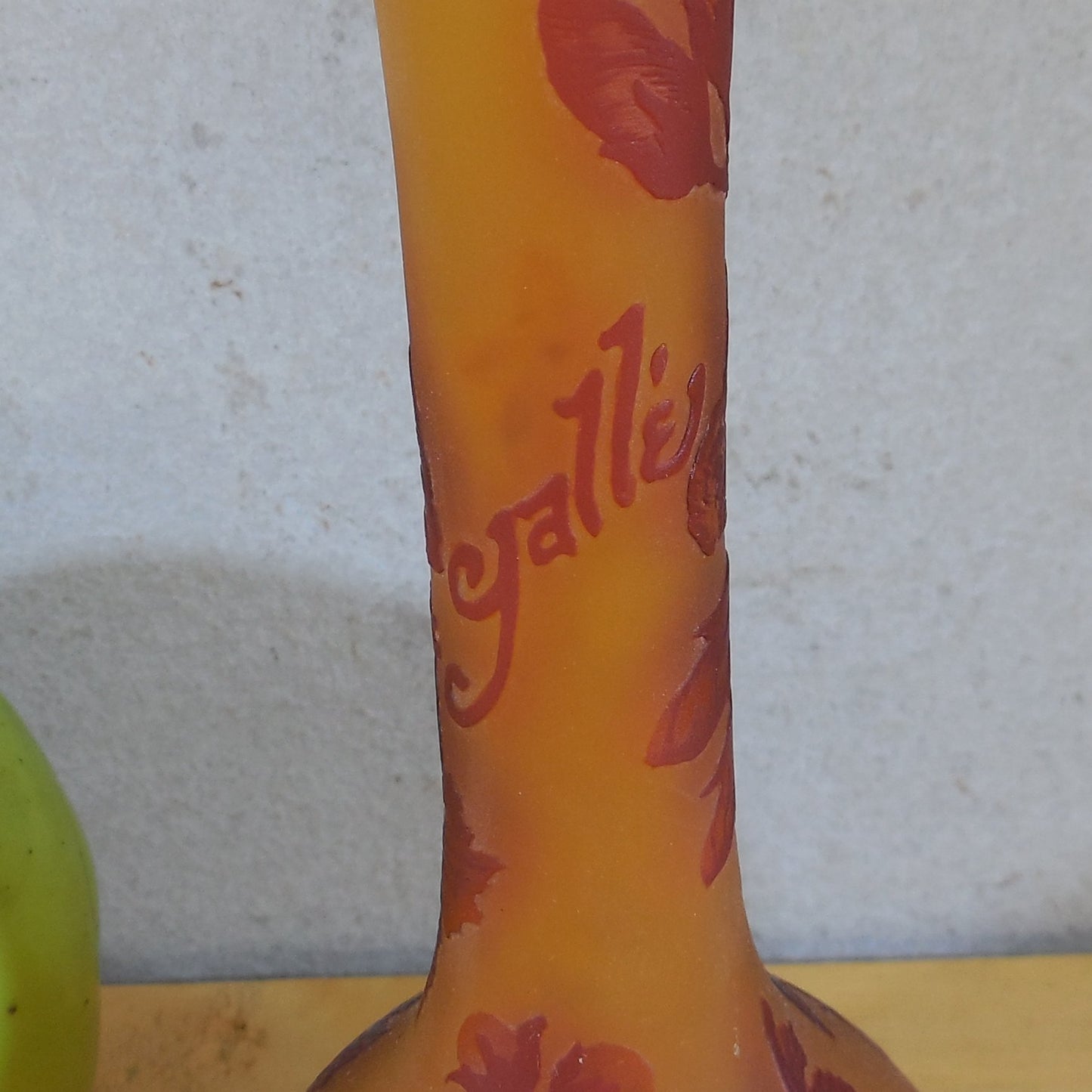 TEC Galle Styled Floral Cameo Glass Bud Vase Red Amber 8.5" repro