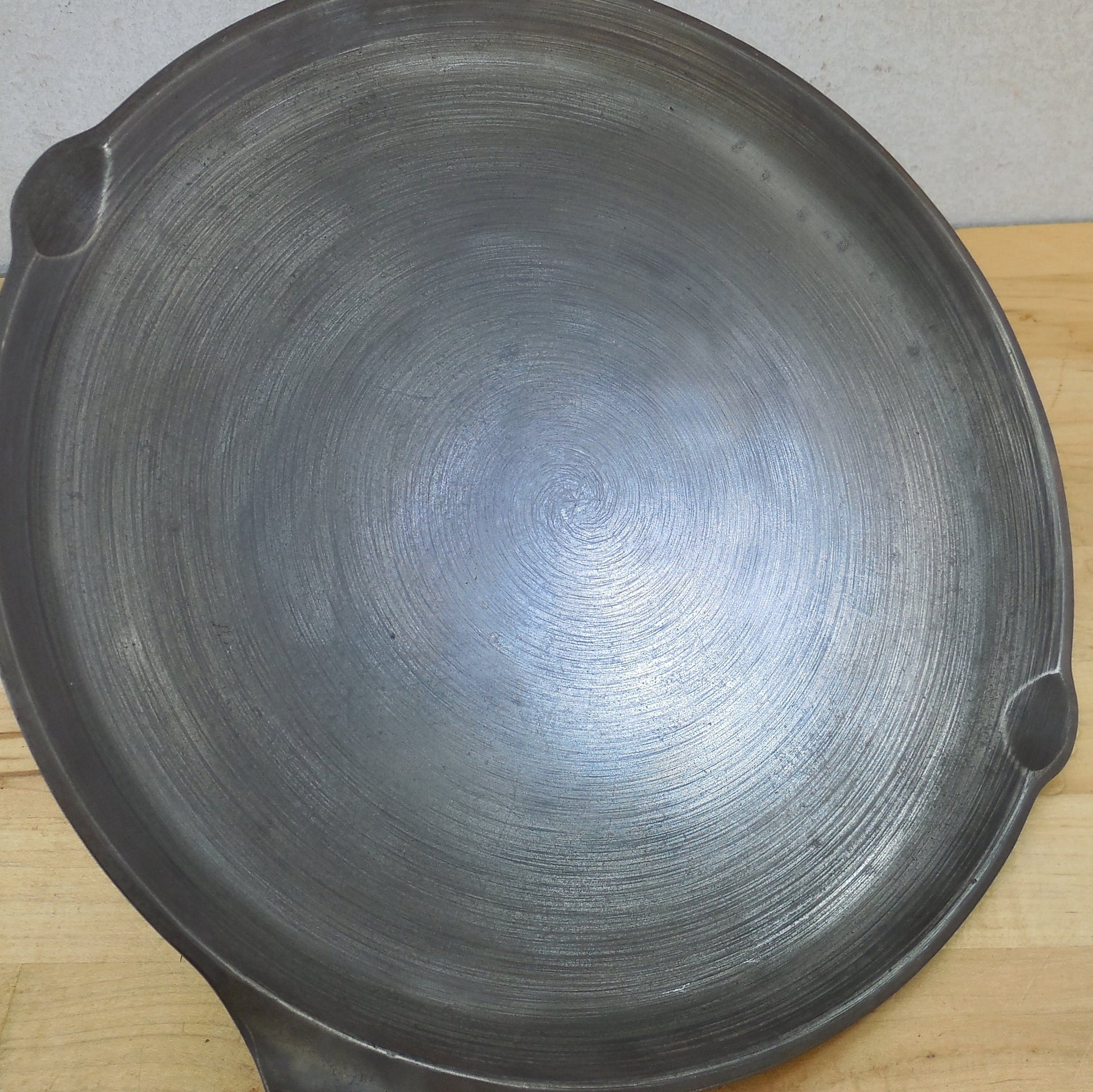 Griswold Cast Iron Skillet Griddle 108 201A Lg. Block Badge - Variation Restored