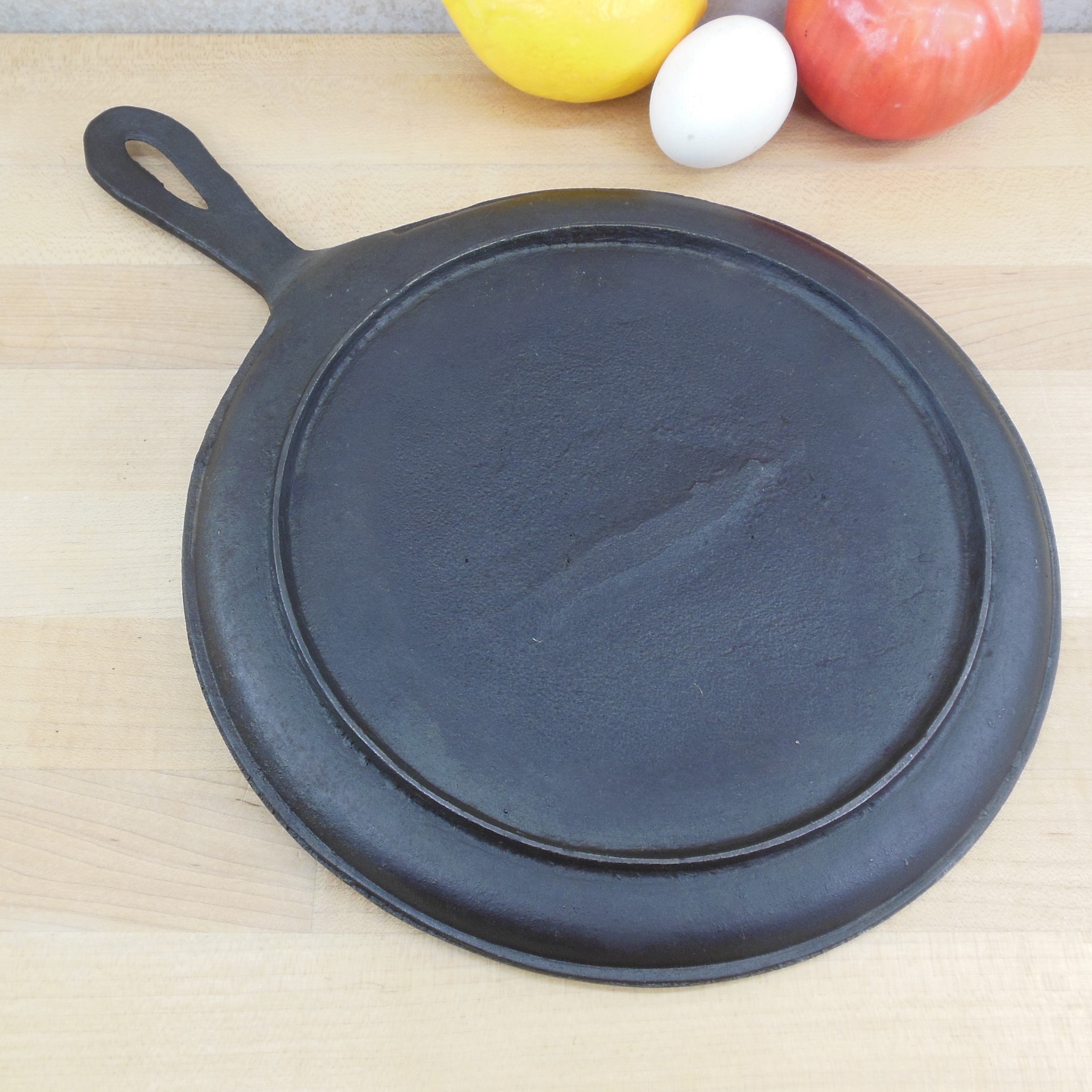 Vintage cast outlet iron griddle