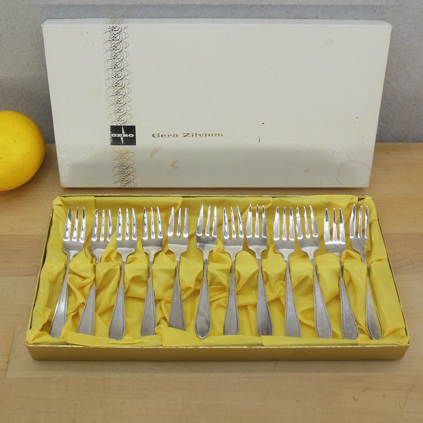 Gero Zilvium 100 Silver Plate Boxed 12 Set Small Dessert Forks 4.75" Vintage