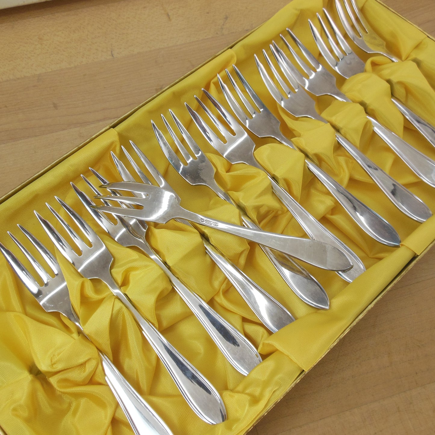 Gero Zilvium 100 Silver Plate Boxed 12 Set Small Dessert Forks 4.75" Unused NOS