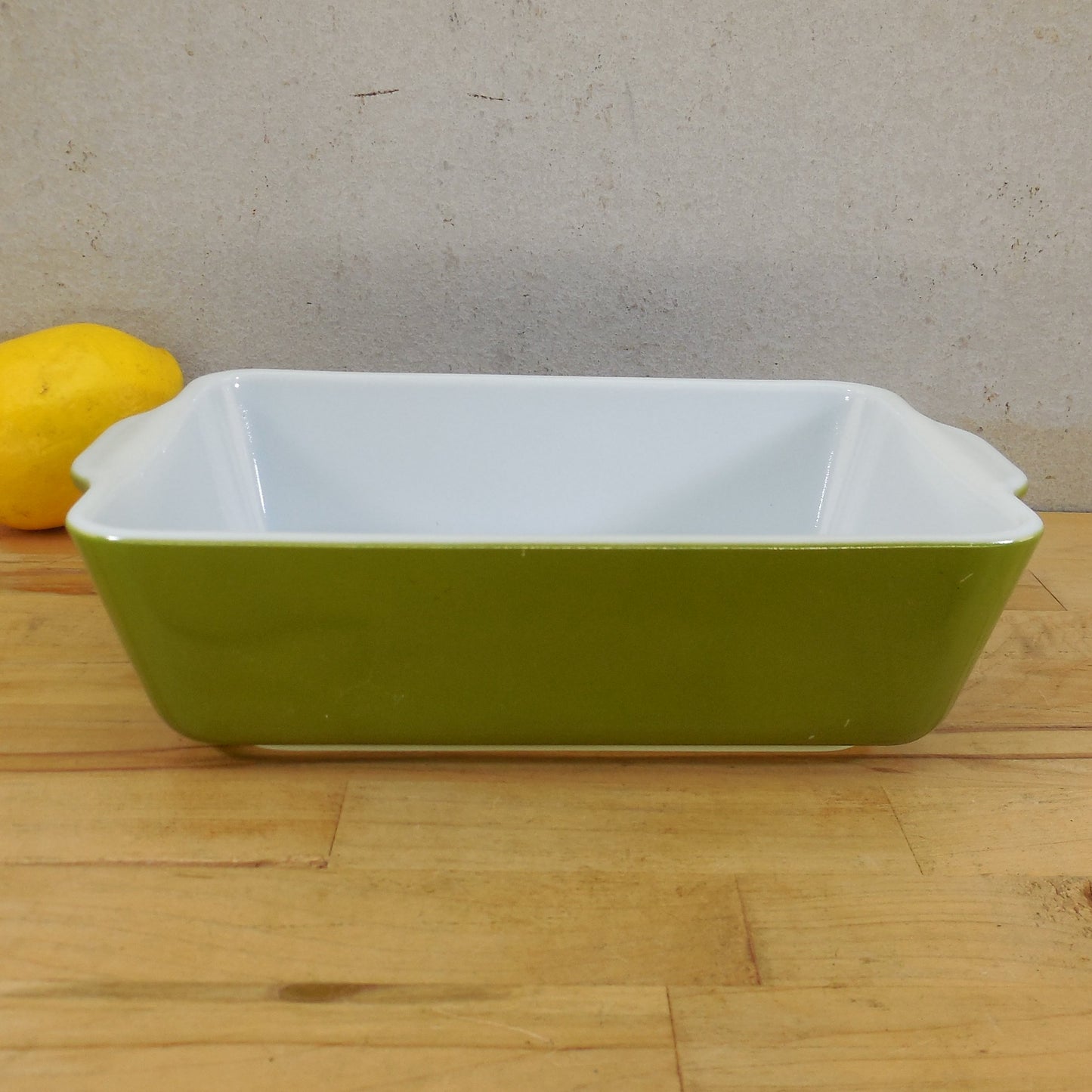 Pyrex Glass USA Lg. 1.5 Qt. Green Casserole Refrigerator Dish 0503 - No Lid