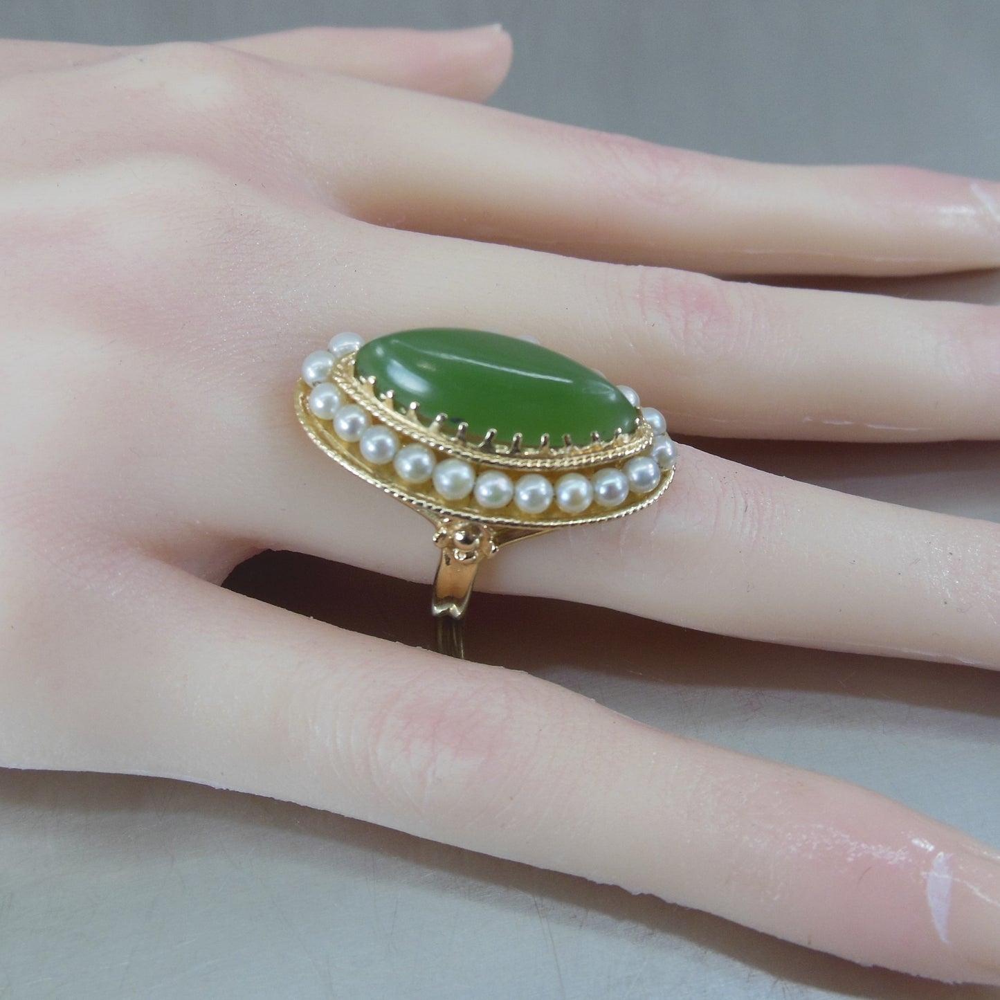 Estate Women's Ring 14K Yellow Gold Seed Pearl & Jade Size 6.25