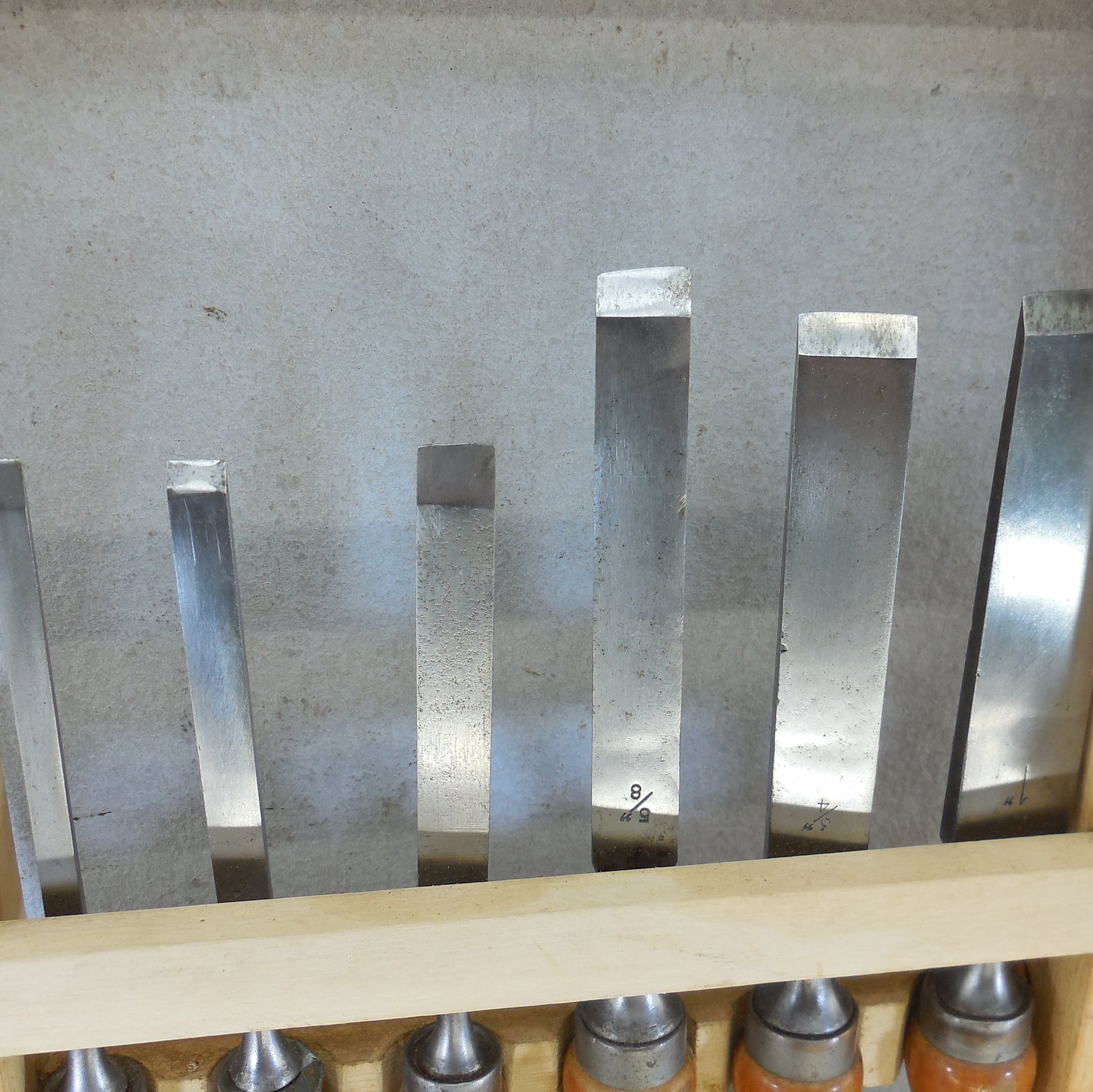 Golden Horse Brand China Wood Chisel 6 Set 1/4" to 1" Custom Rack Sharp